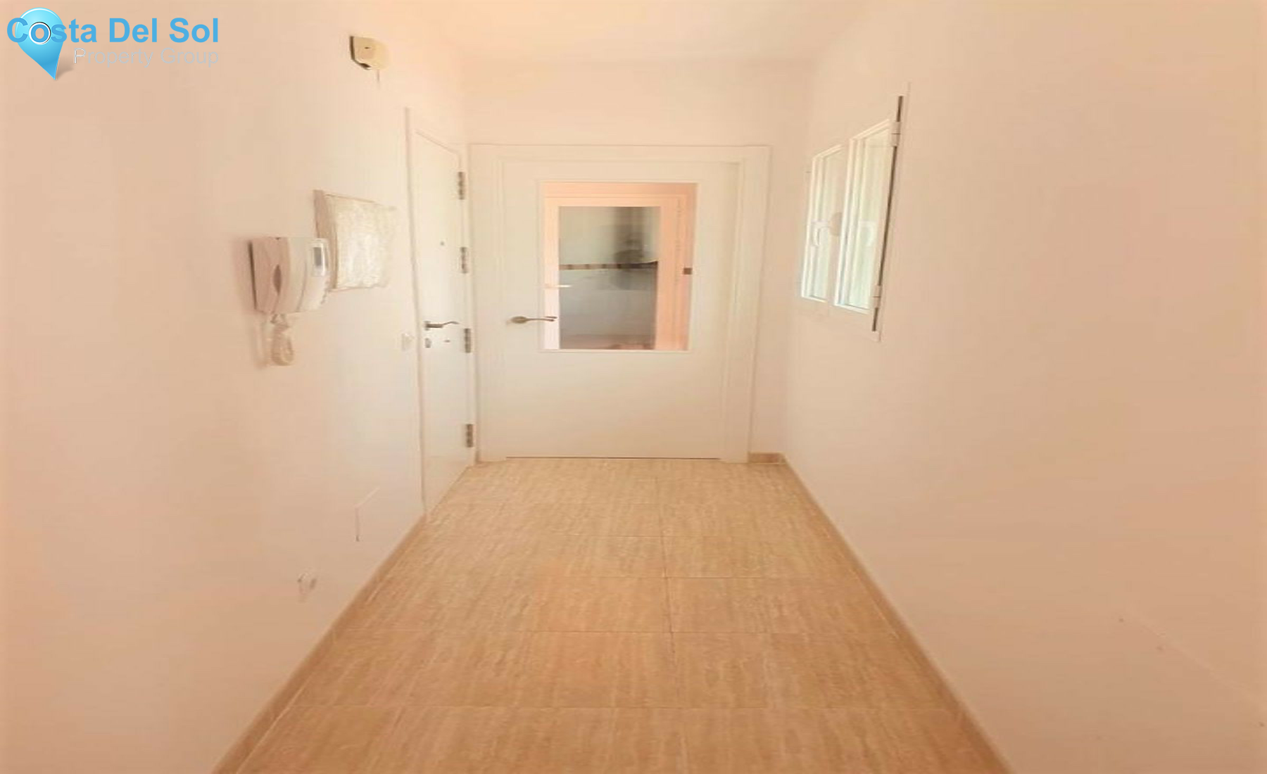 Middle Floor Apartment in Torremolinos-1506997
