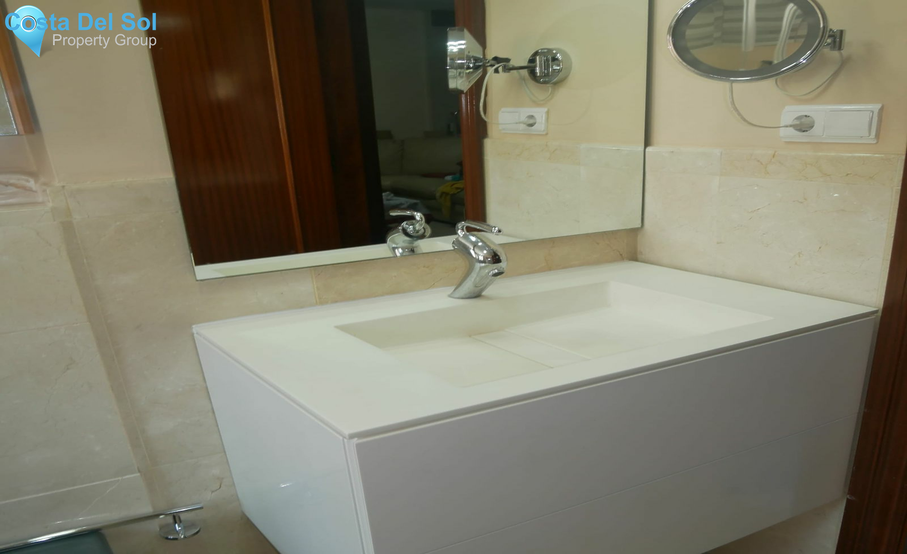 Middle Floor Apartment in Torremolinos-1139456