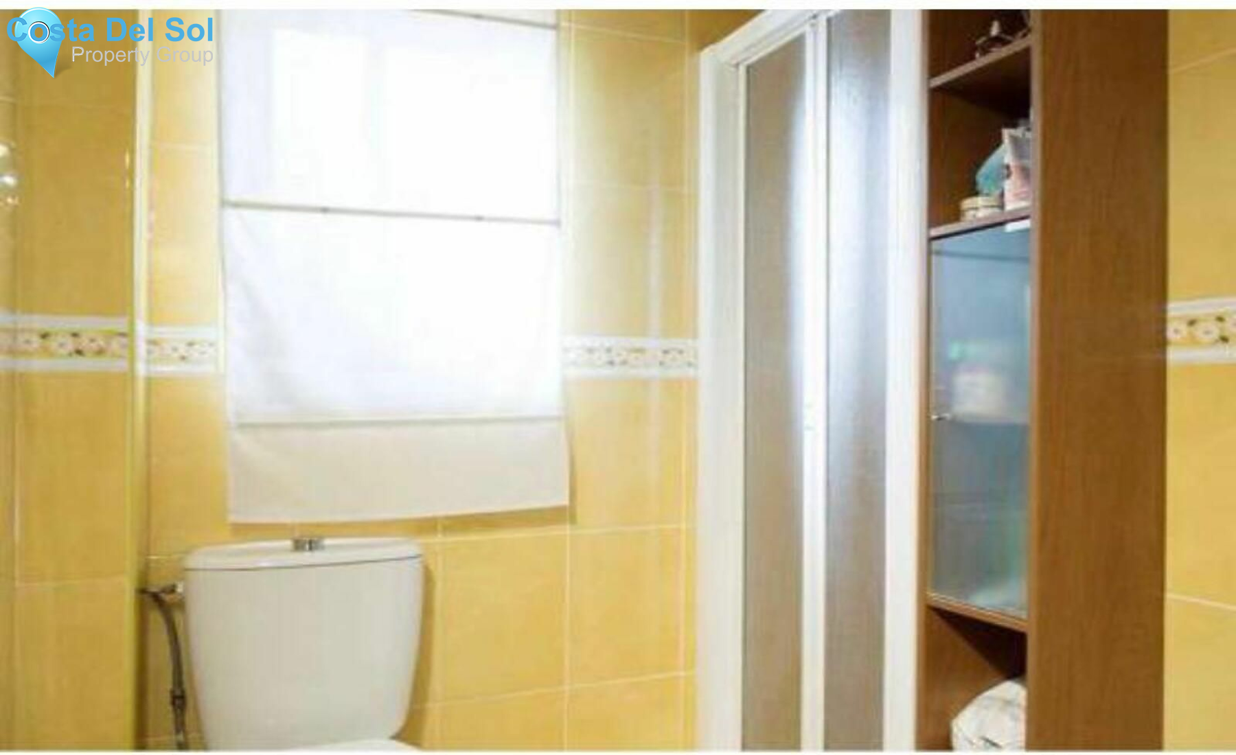 Middle Floor Apartment in Torremolinos-1176000