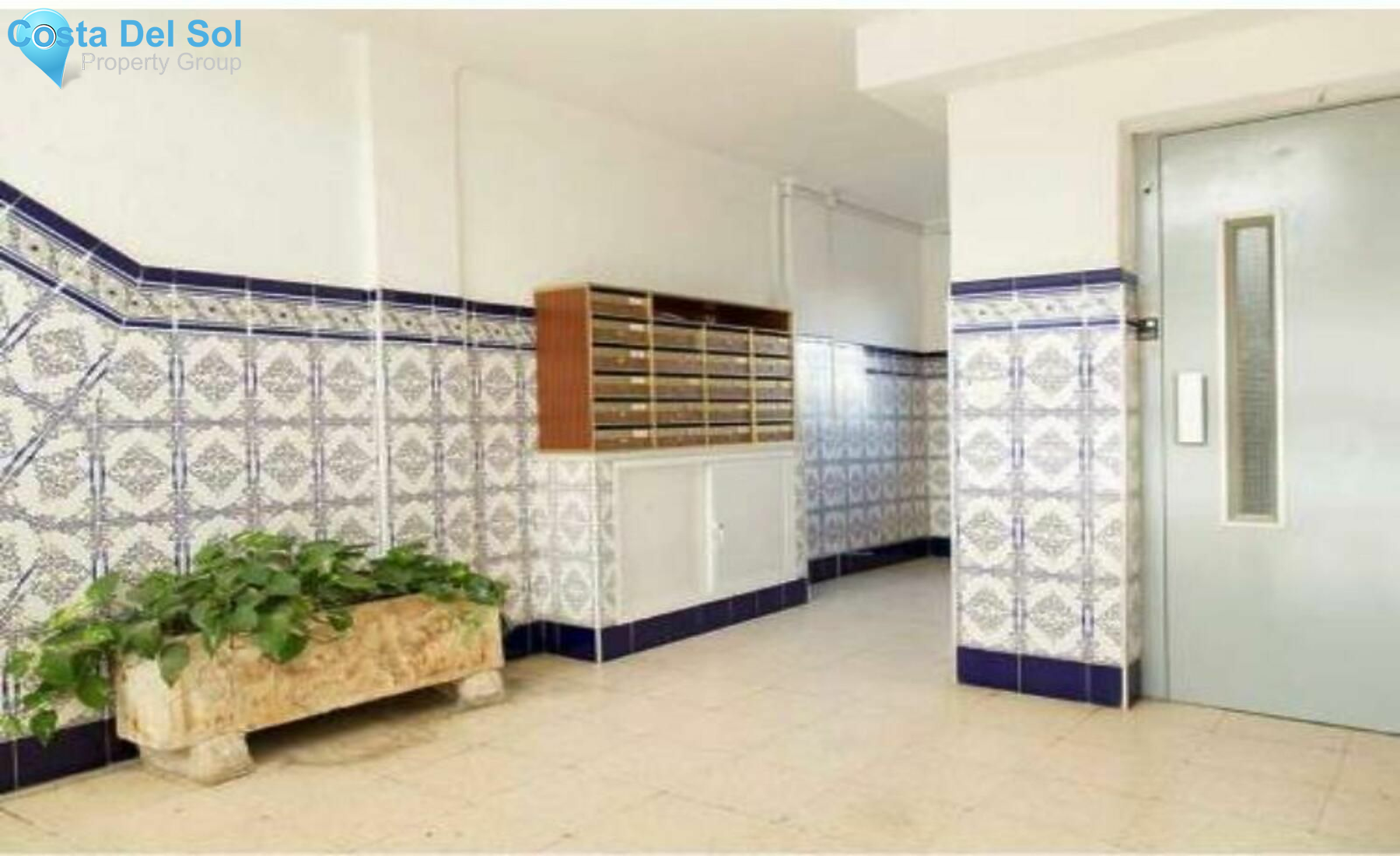 Middle Floor Apartment in Torremolinos-1176001