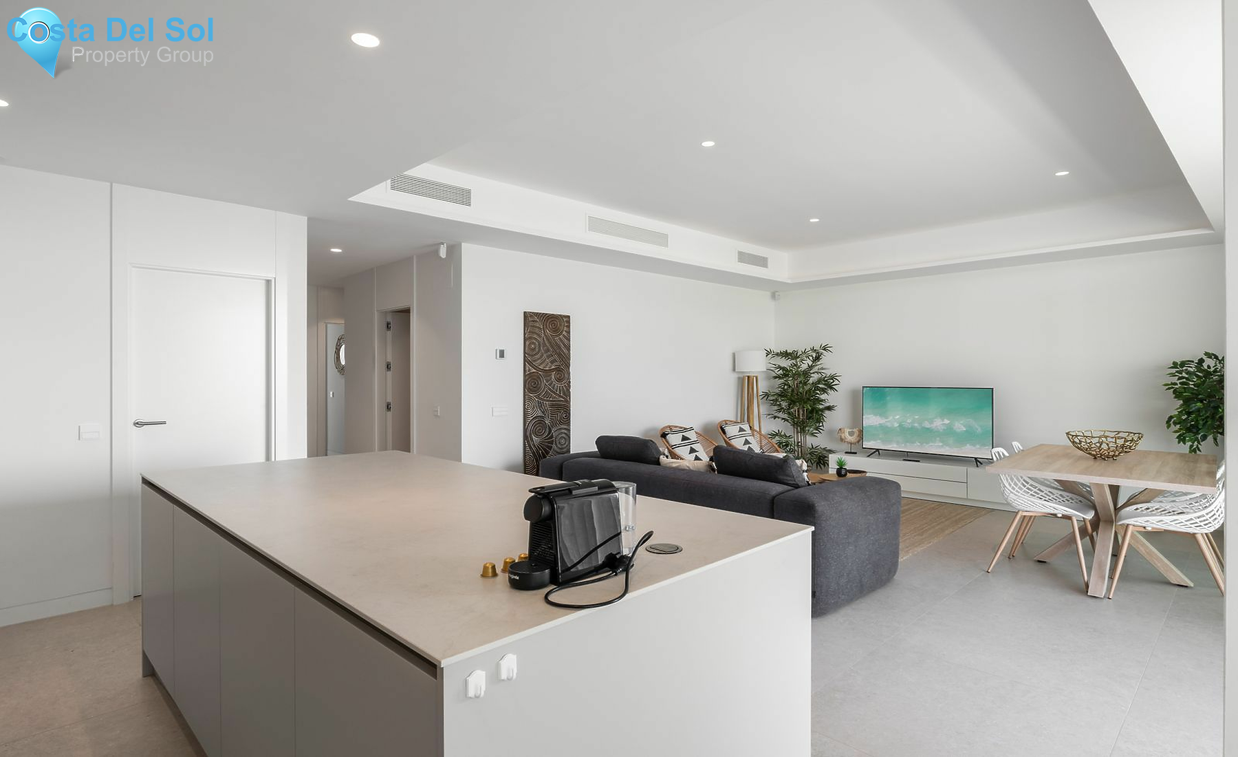 Middle Floor Apartment in Torremolinos-1483620