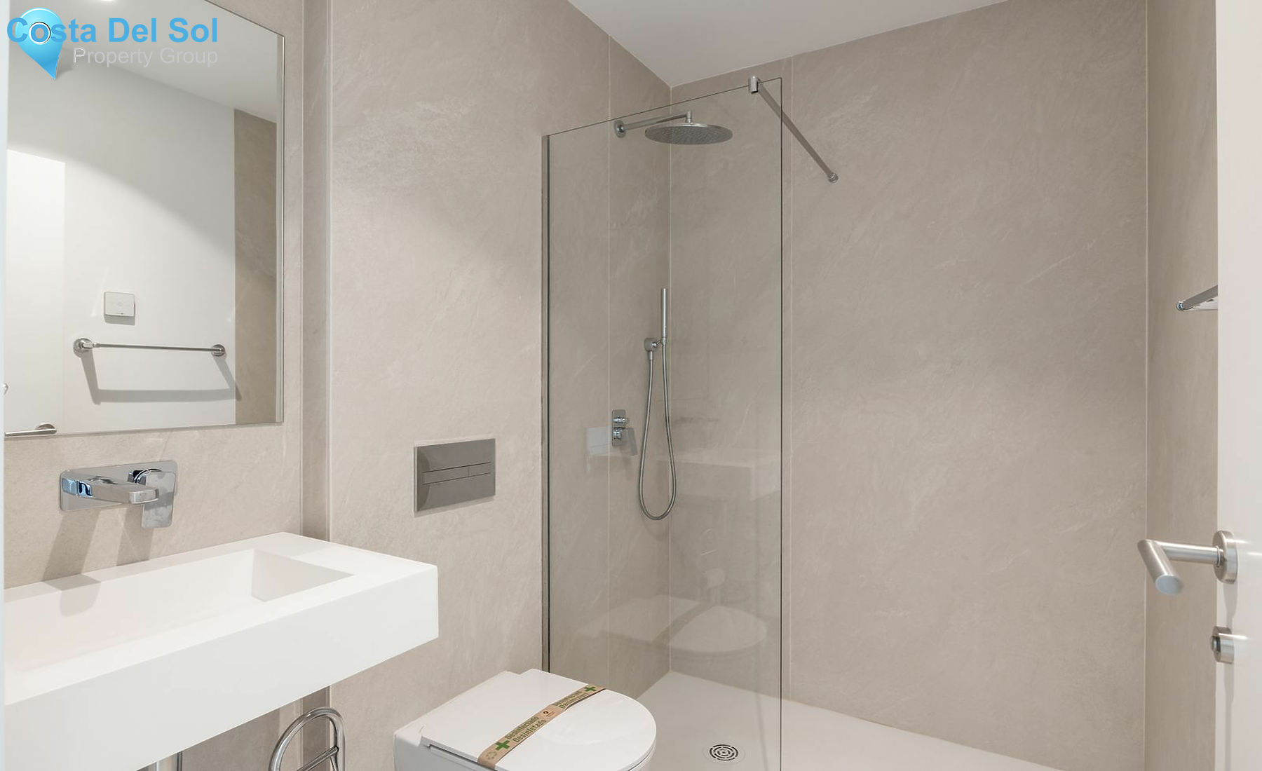 Middle Floor Apartment in Torremolinos-1483621