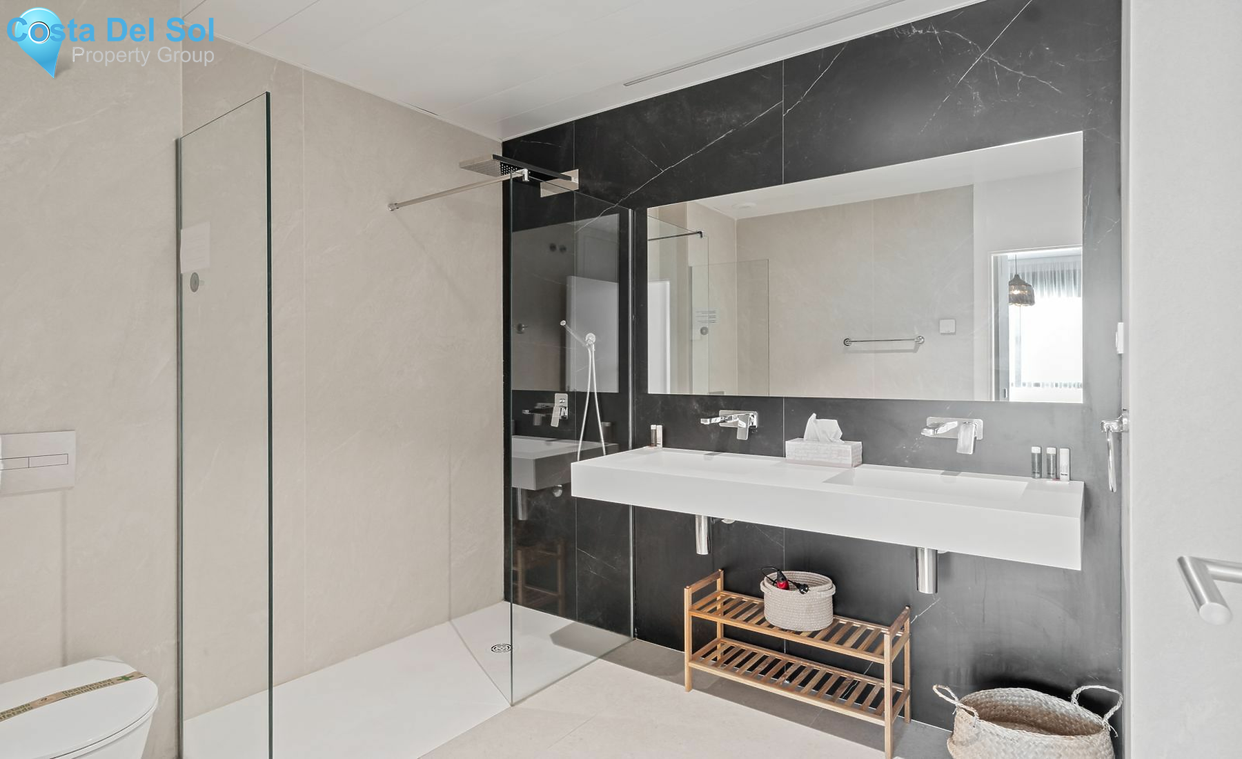 Middle Floor Apartment in Torremolinos-1483623