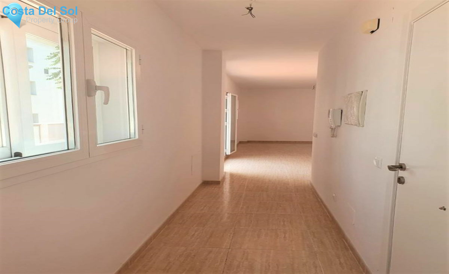 Middle Floor Apartment in Torremolinos-1492105