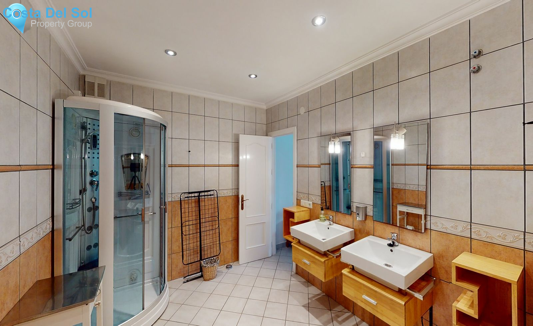 Middle Floor Apartment in Torrox Costa-1552684