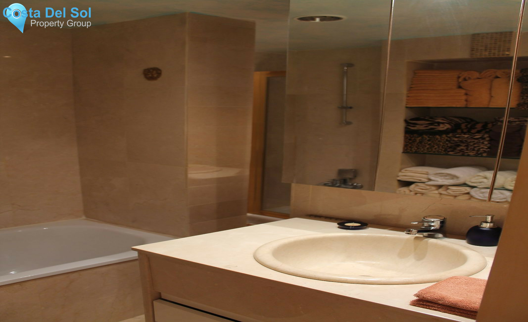 Middle Floor Studio in Las Chapas-1460565