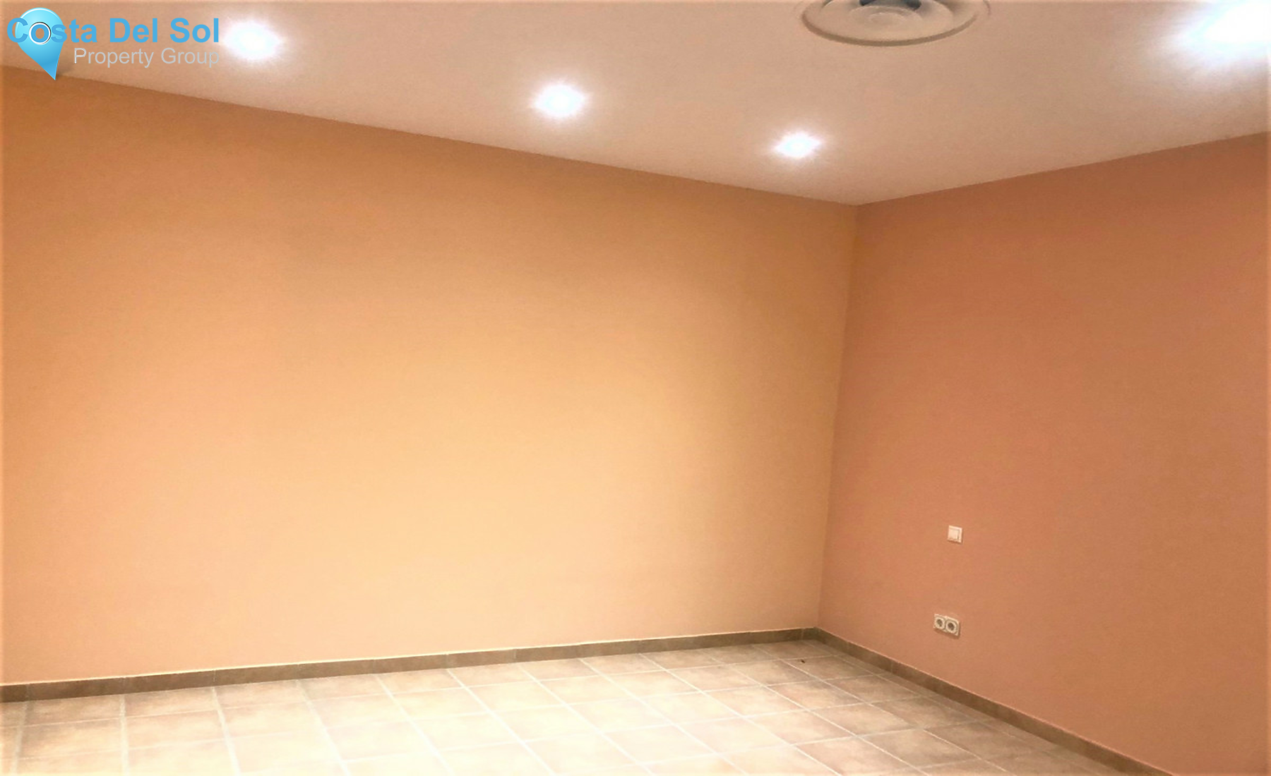 Office in Las Lagunas-1344528