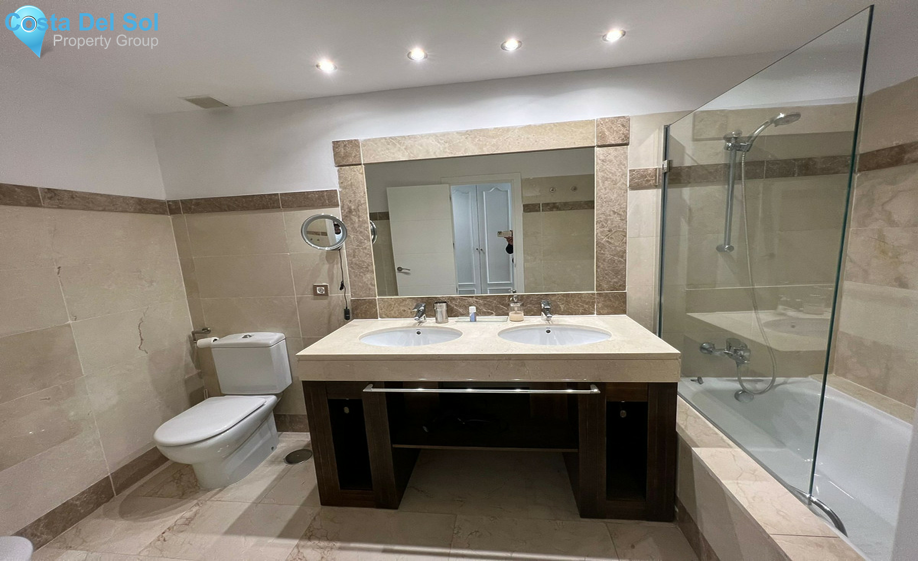 Penthouse in Bel Air-1306472