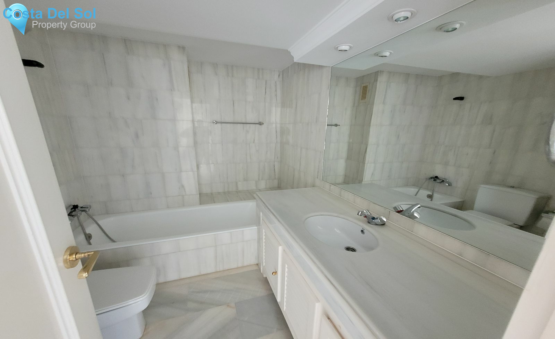 Penthouse in Bel Air-1389573