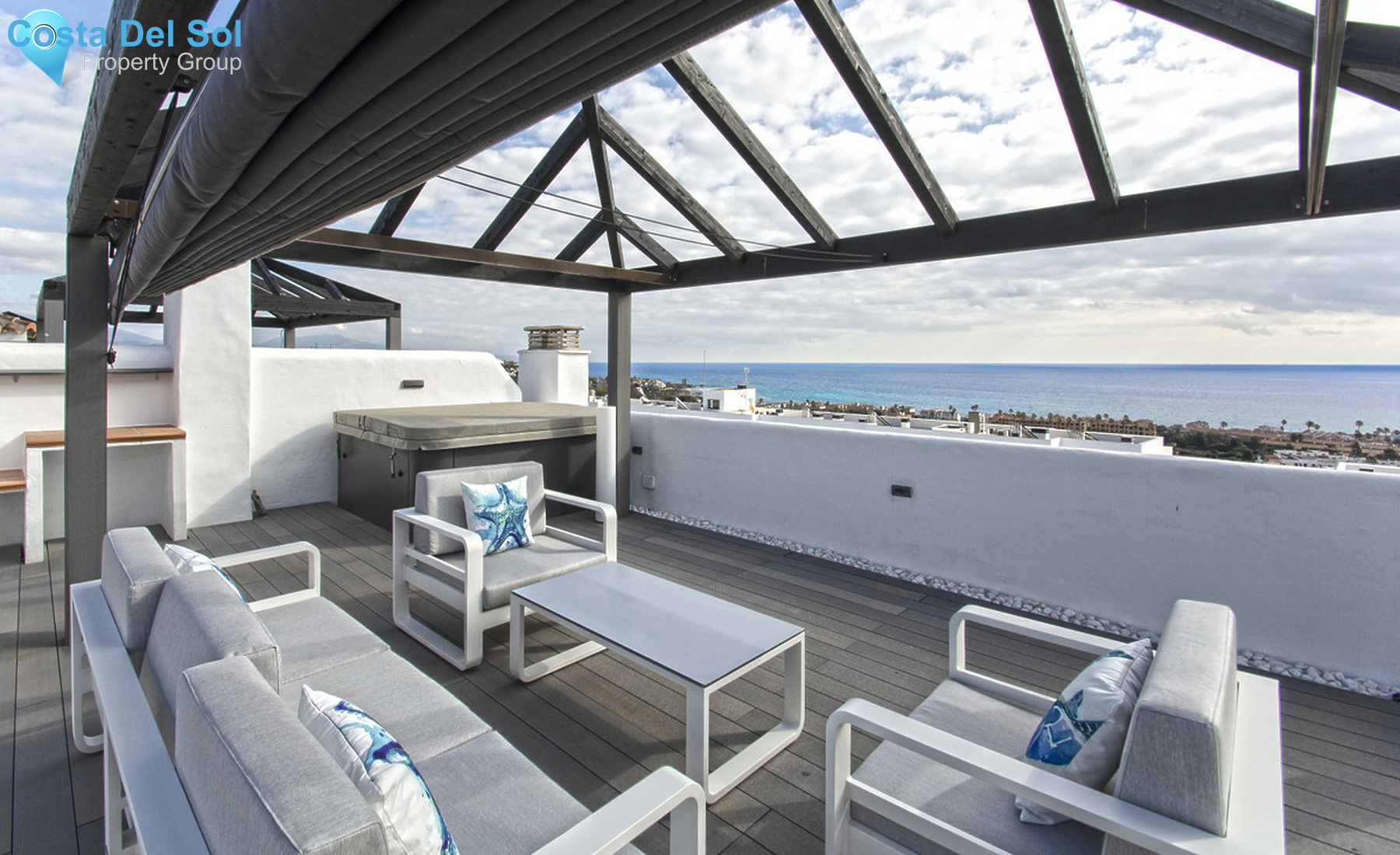 Penthouse in Casares Playa