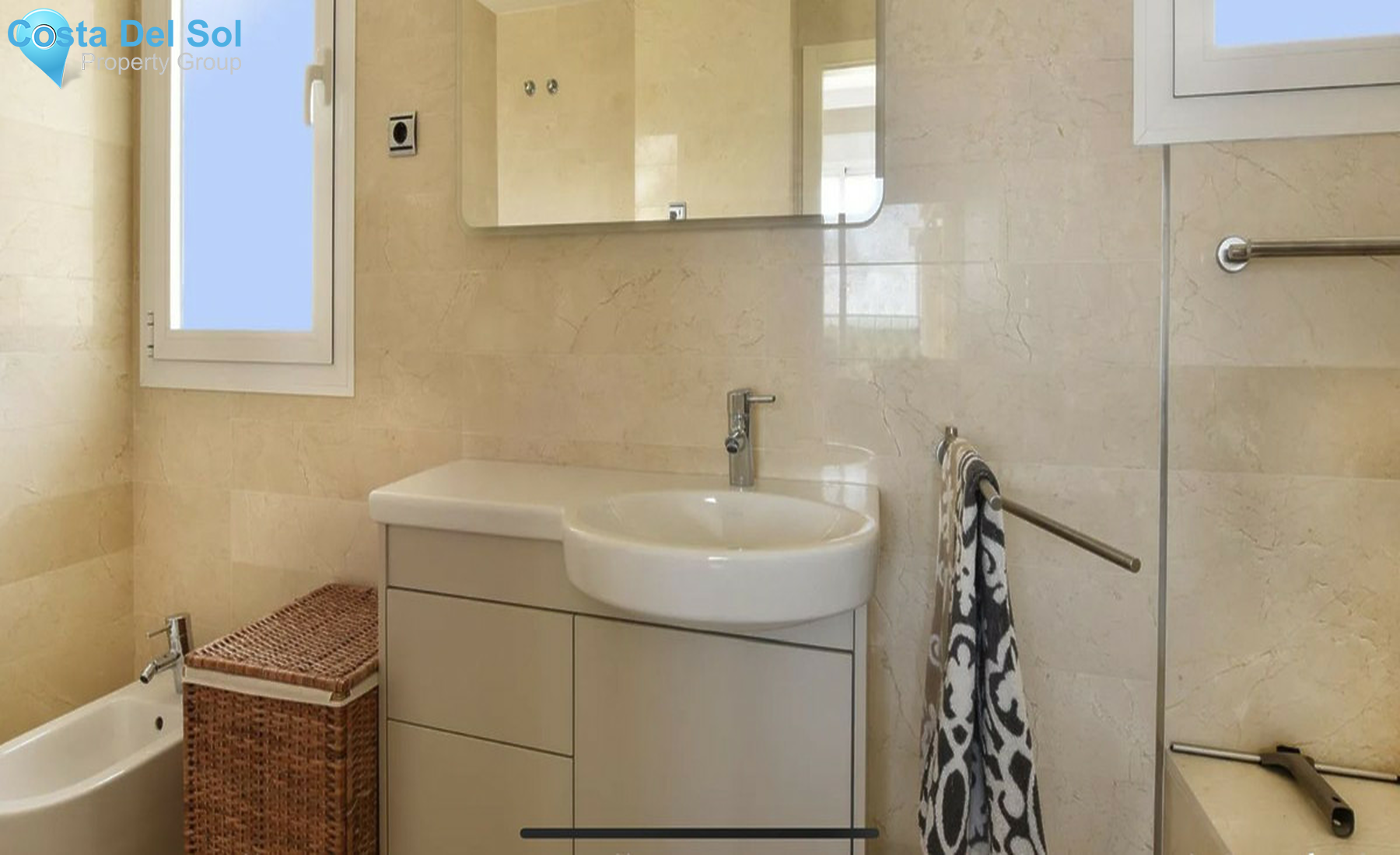 Penthouse in Cerros del Aguila-1501775