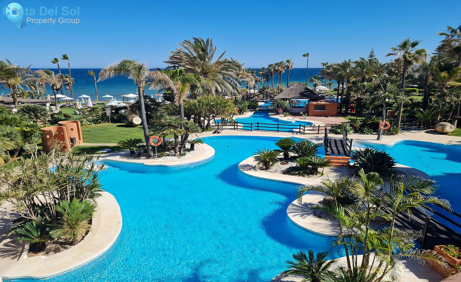 Middle Floor Apartment in Estepona-1403201