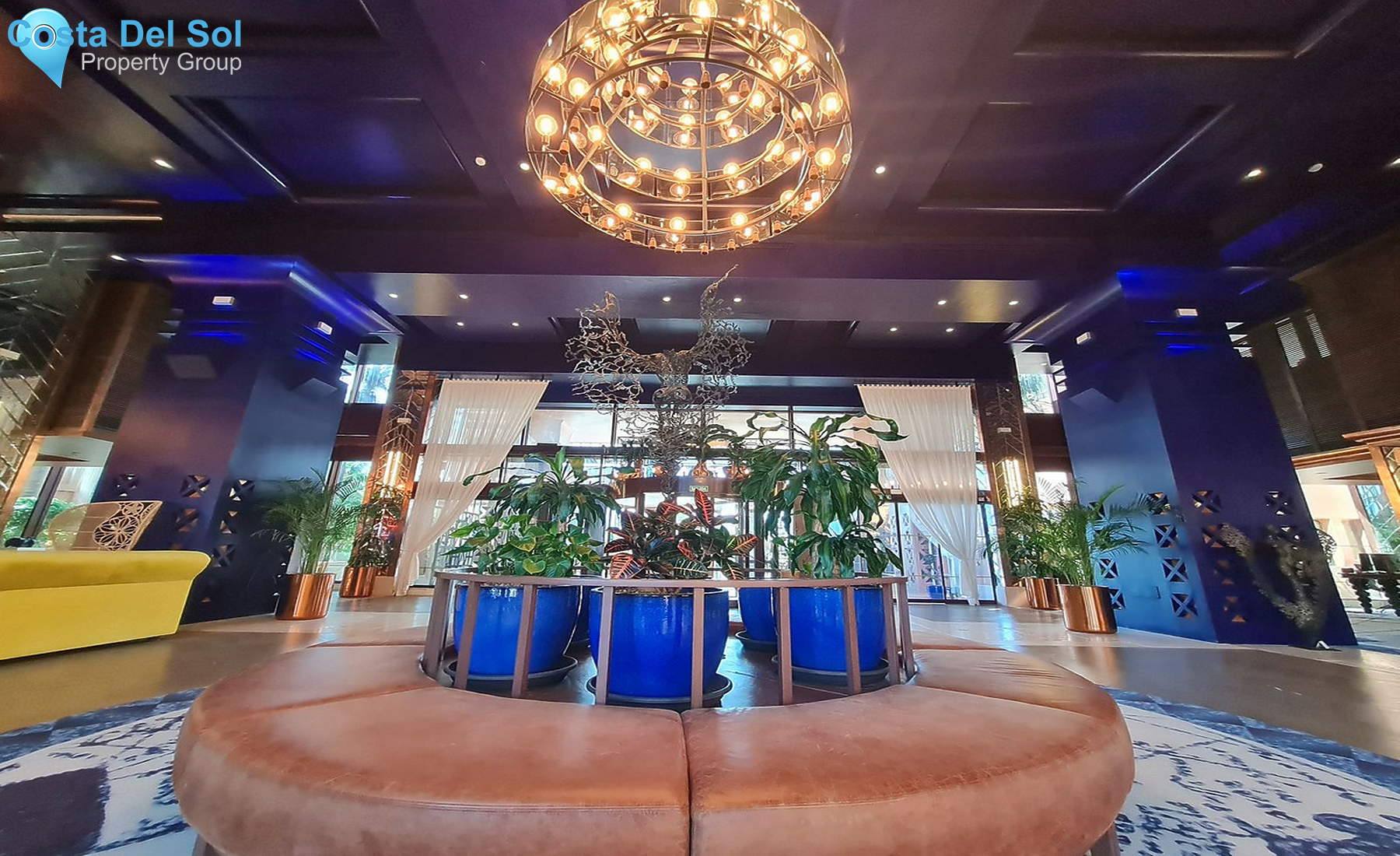 Middle Floor Apartment in Estepona-1403202