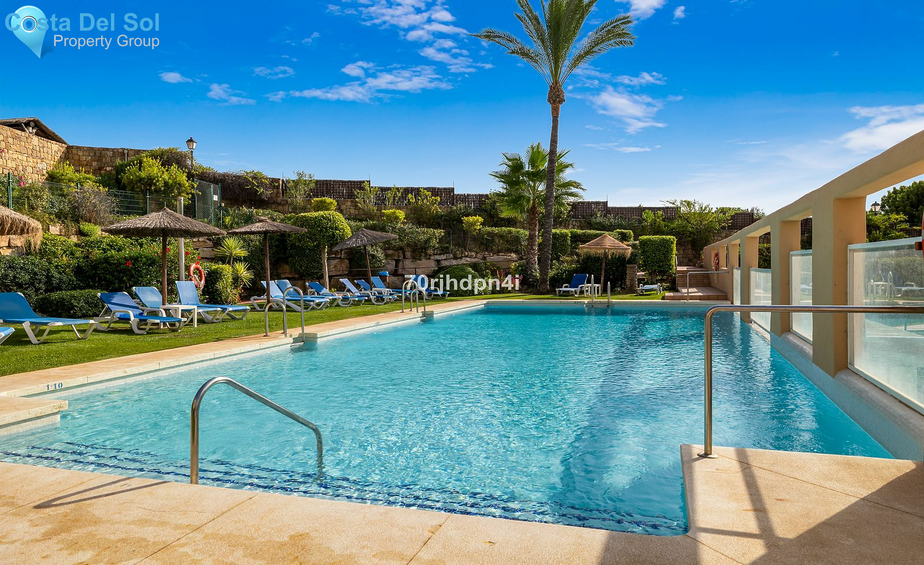 Penthouse in Estepona-1535498