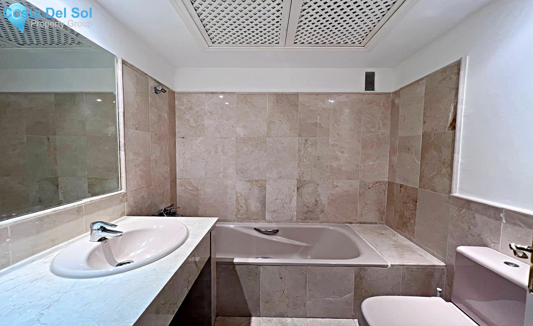 Penthouse in Estepona-1549377