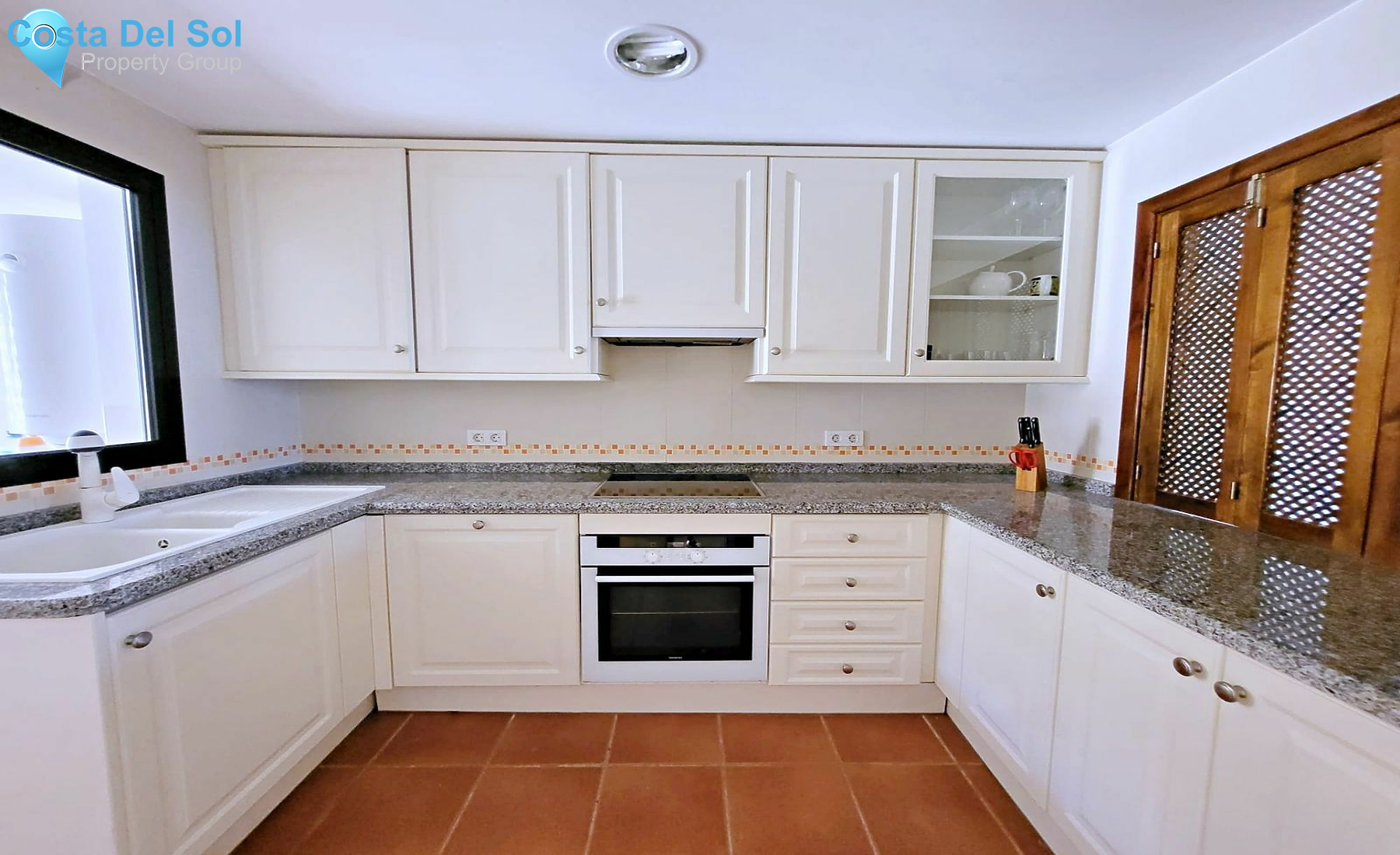 Penthouse in Estepona-1549378