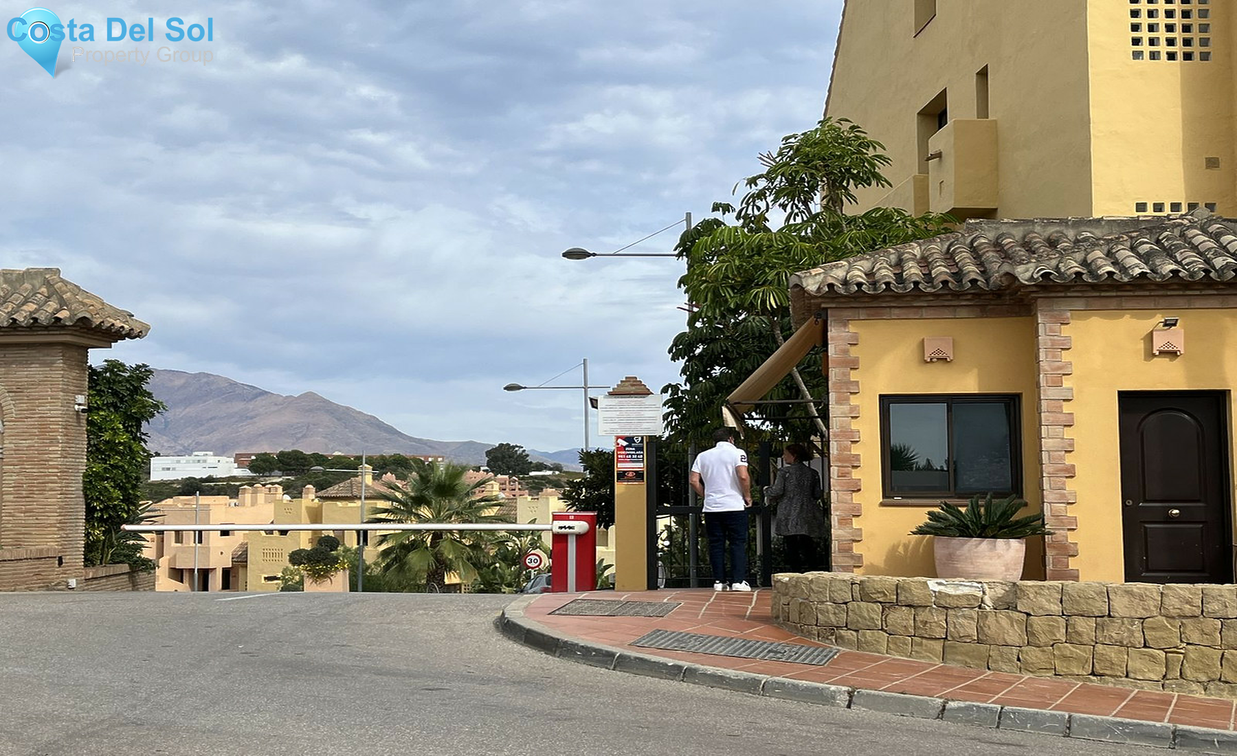 Penthouse in La Duquesa-1501940