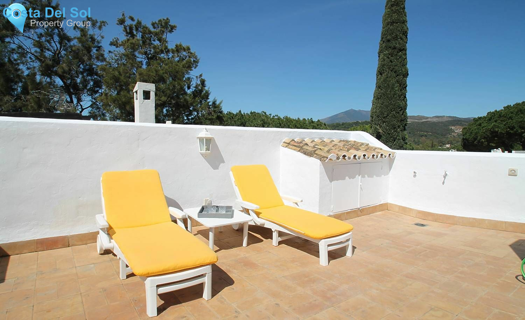 Middle Floor Apartment in The Golden Mile-1393578