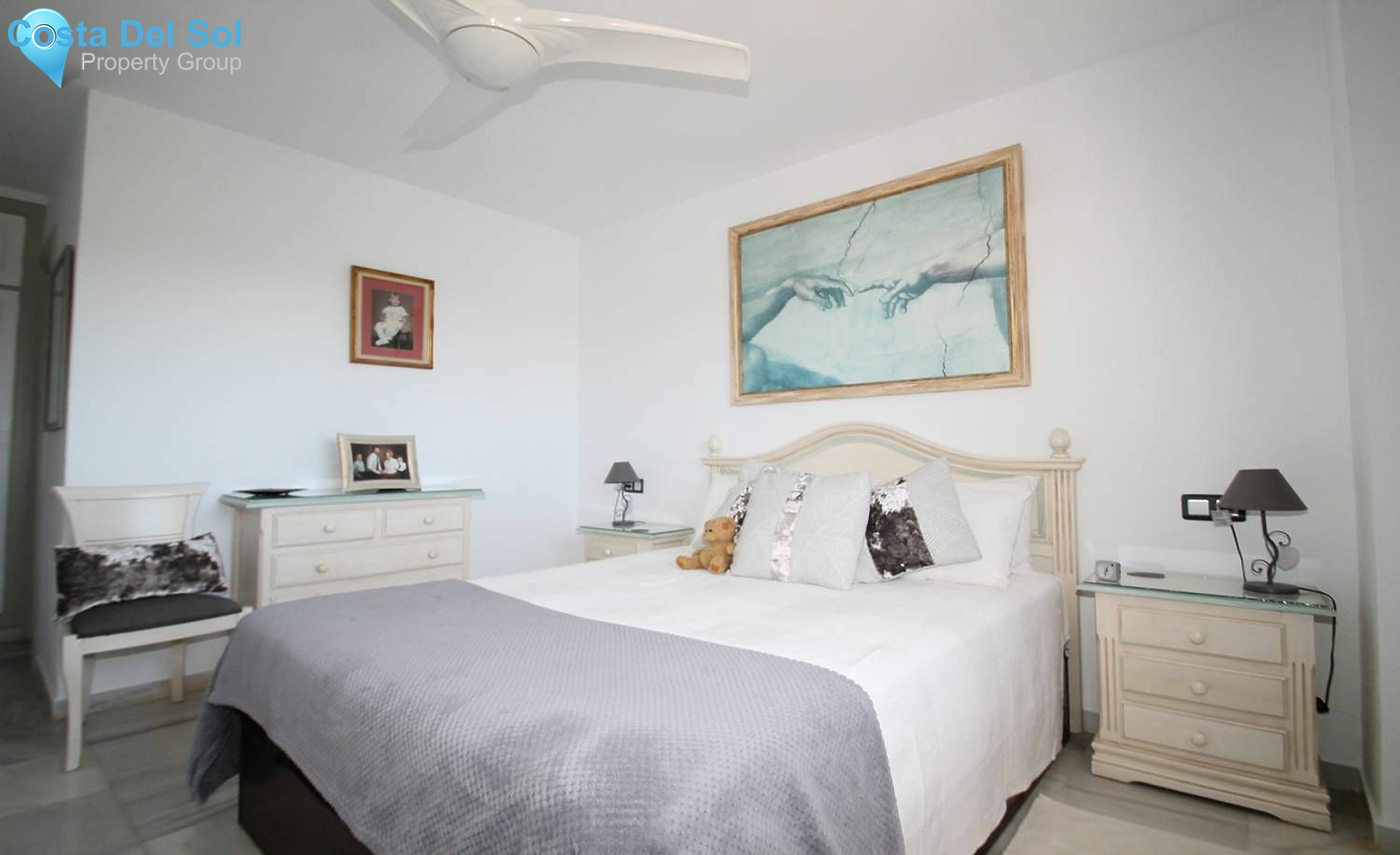 Middle Floor Apartment in The Golden Mile-1393569