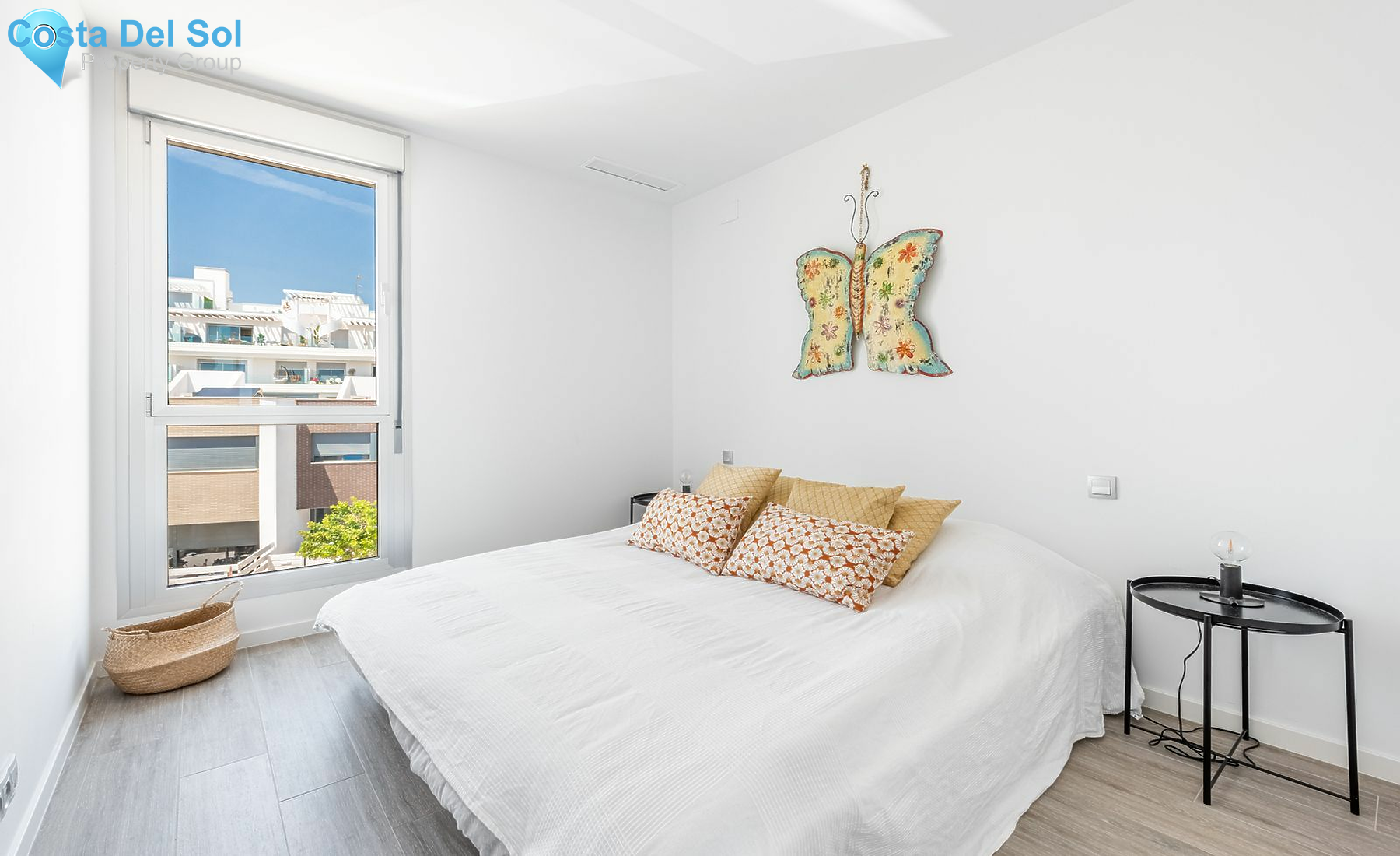 Penthouse in New Golden Mile-1483330