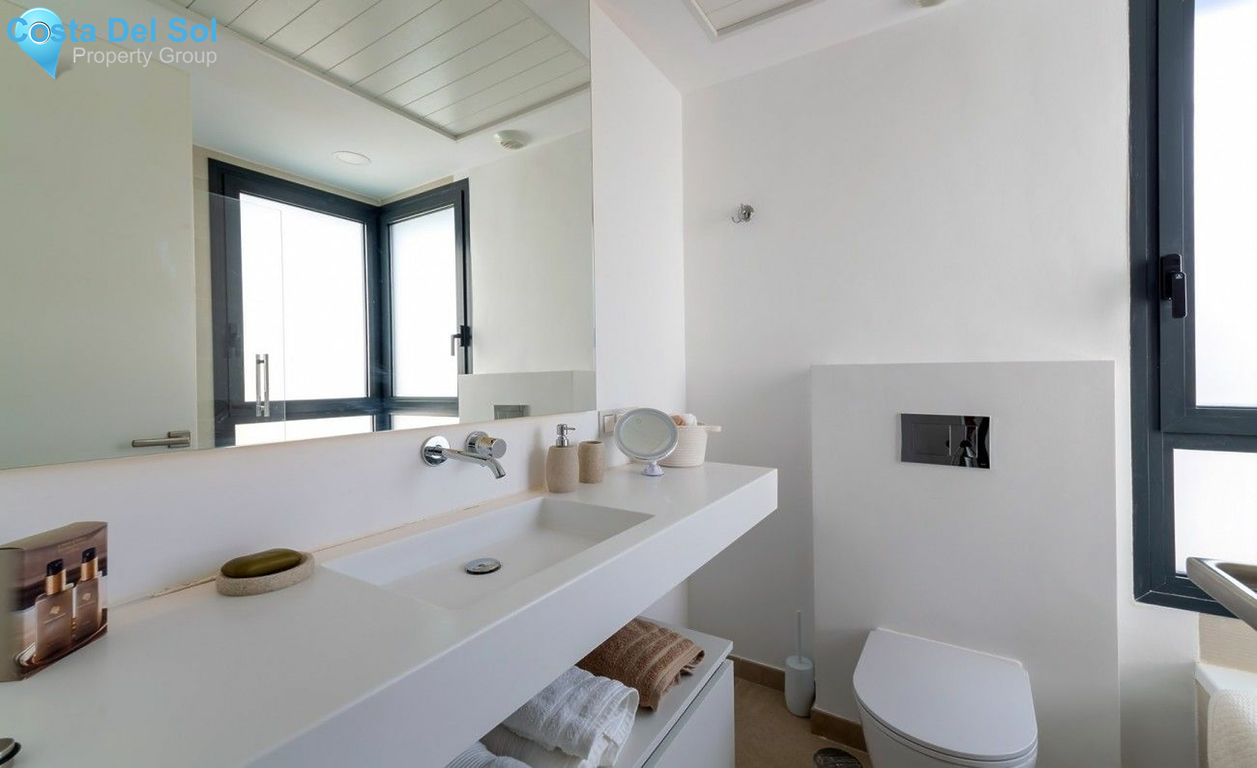 Penthouse in New Golden Mile-1515047