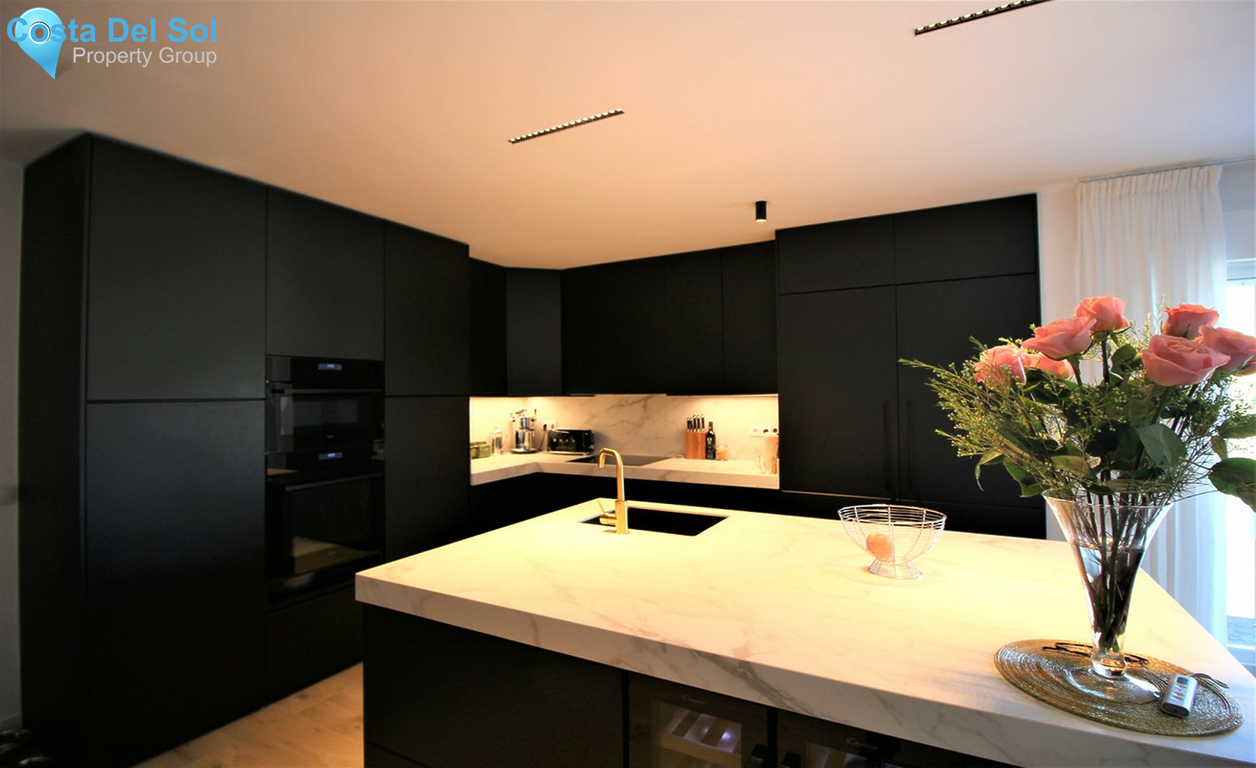 Penthouse in Nueva Andalucía-1236075