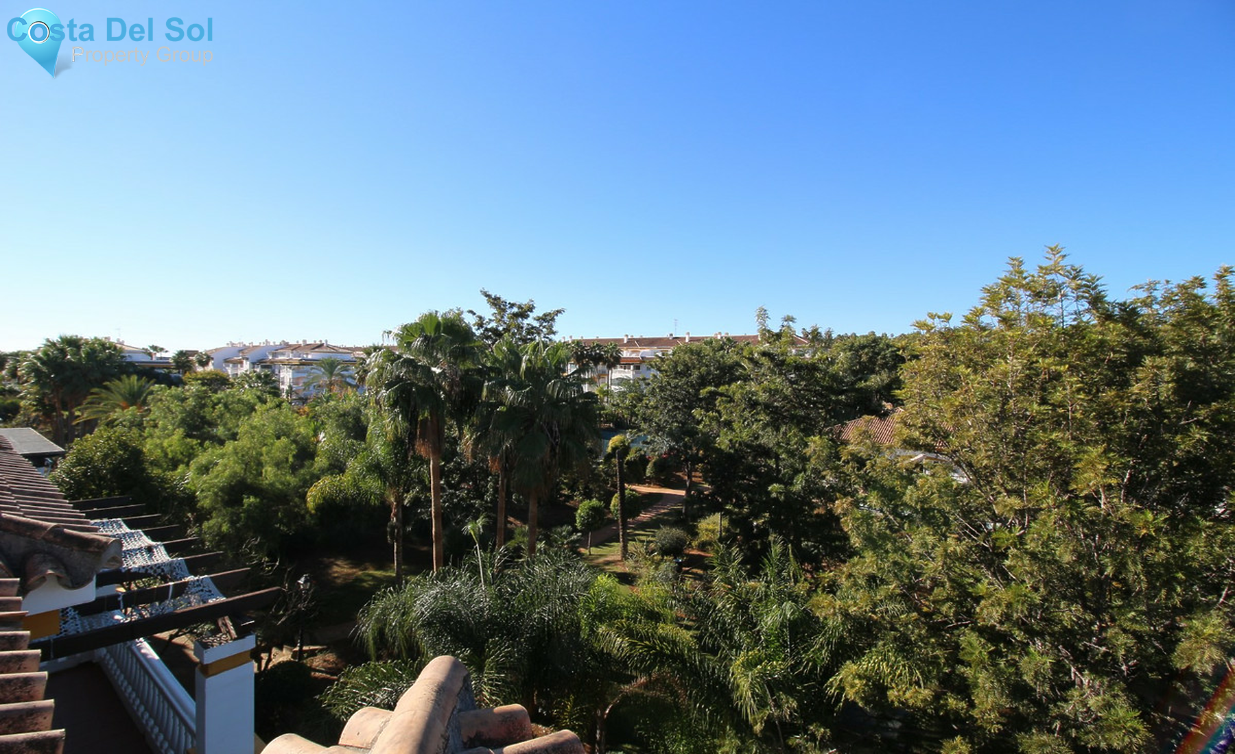 Penthouse in Nueva Andalucía-1236081