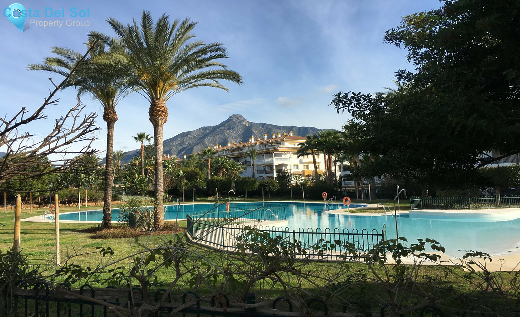 Penthouse in Nueva Andalucía-1236068