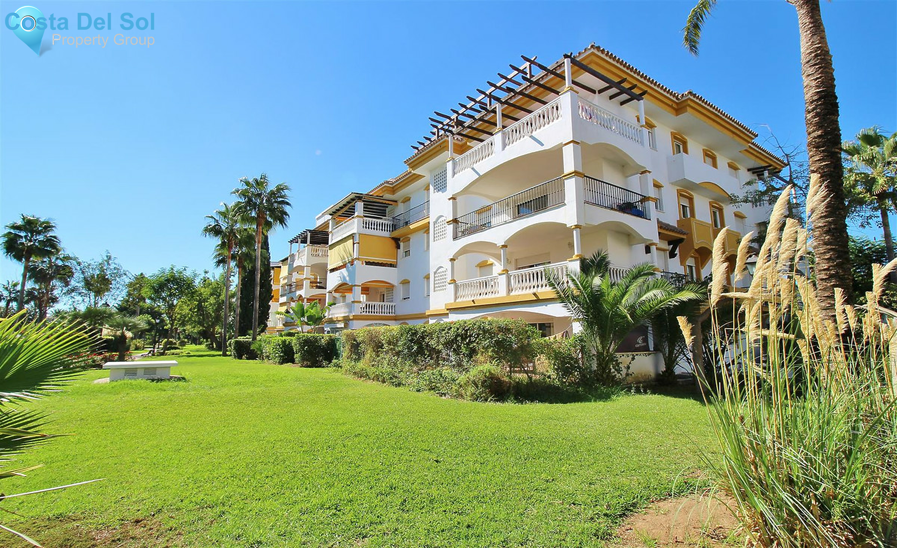 Penthouse in Nueva Andalucía-1236072