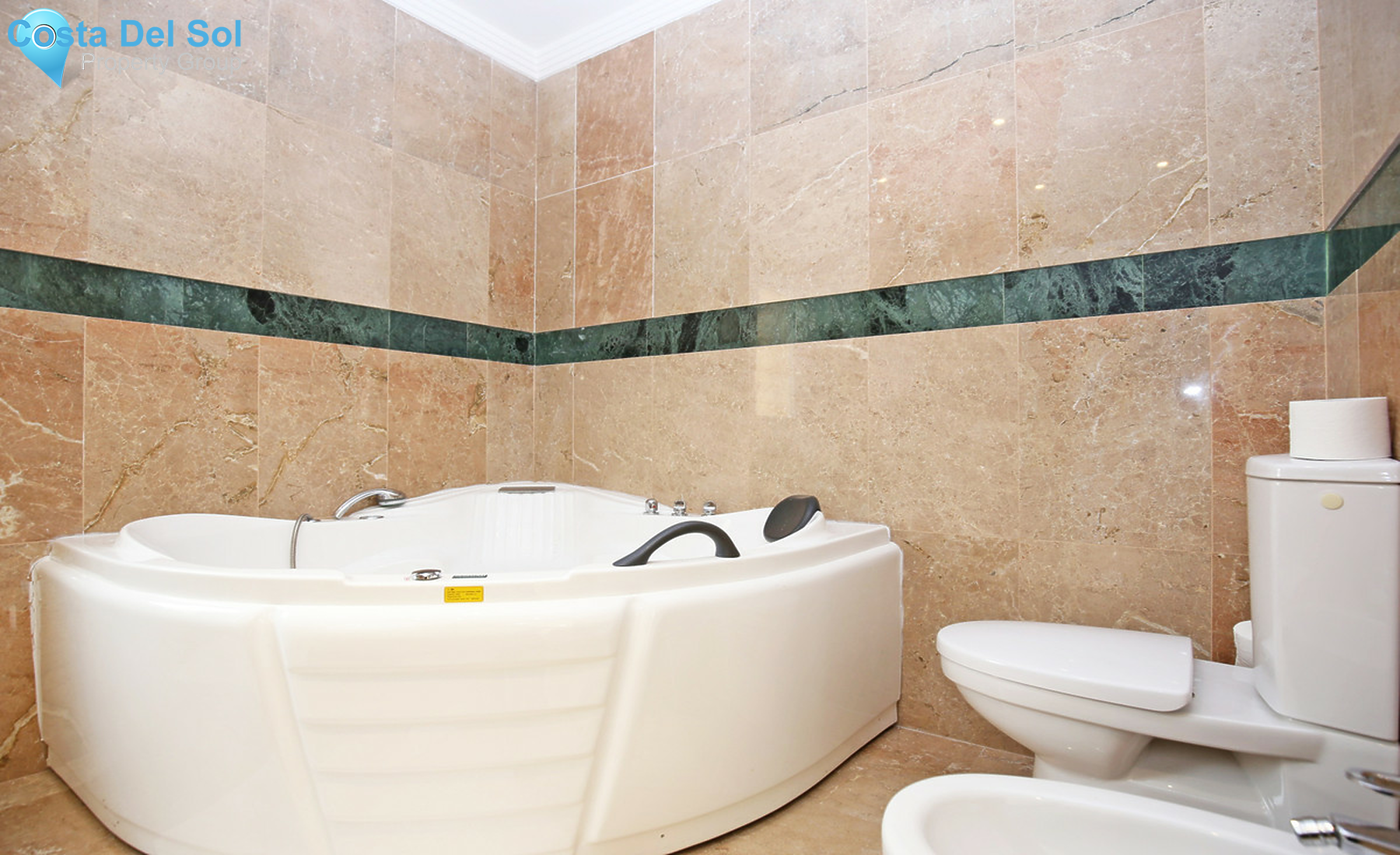 Penthouse in Nueva Andalucía-1374612