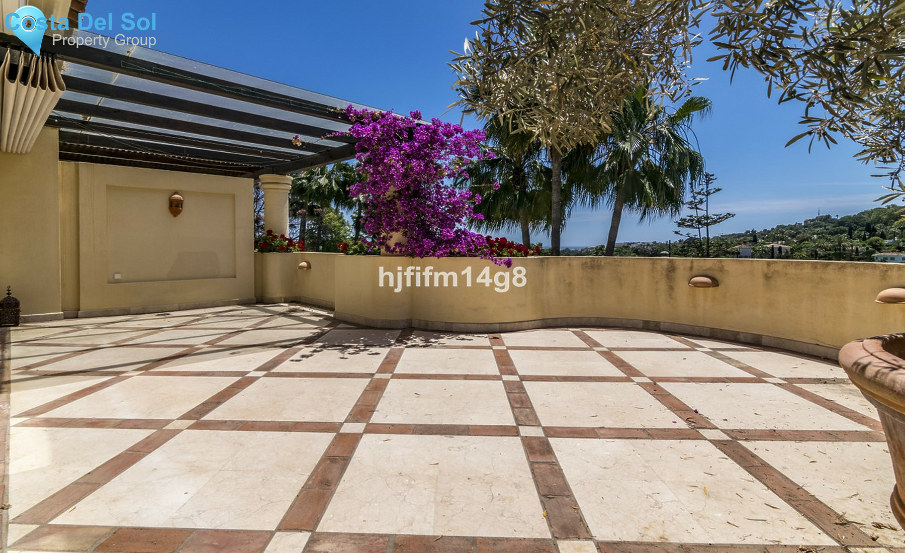 Penthouse in Nueva Andalucía-1409225