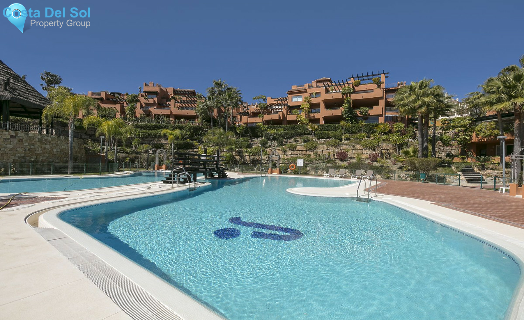 Penthouse in Nueva Andalucía-1416770