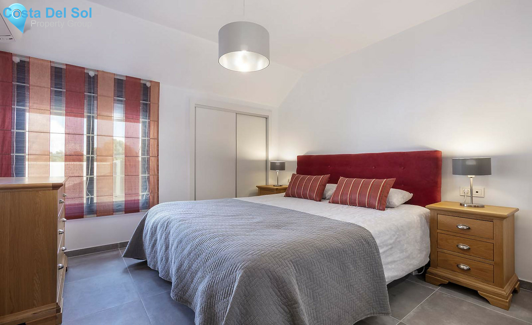 Penthouse in Nueva Andalucía-695401