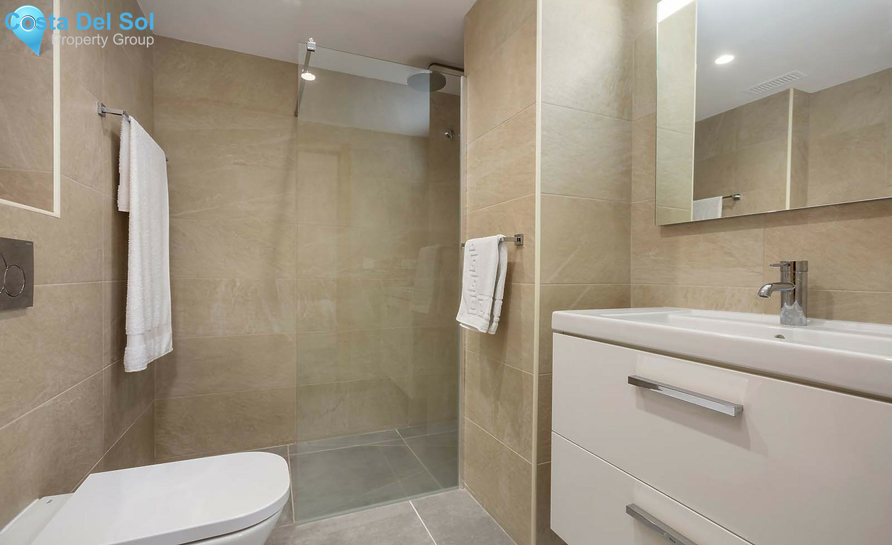 Penthouse in Nueva Andalucía-695402