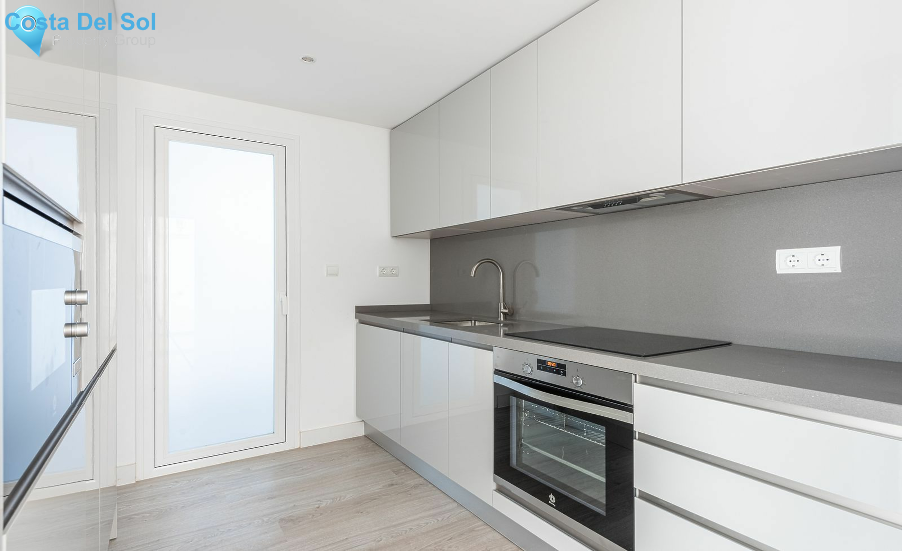 Penthouse in Nueva Andalucía-1130135