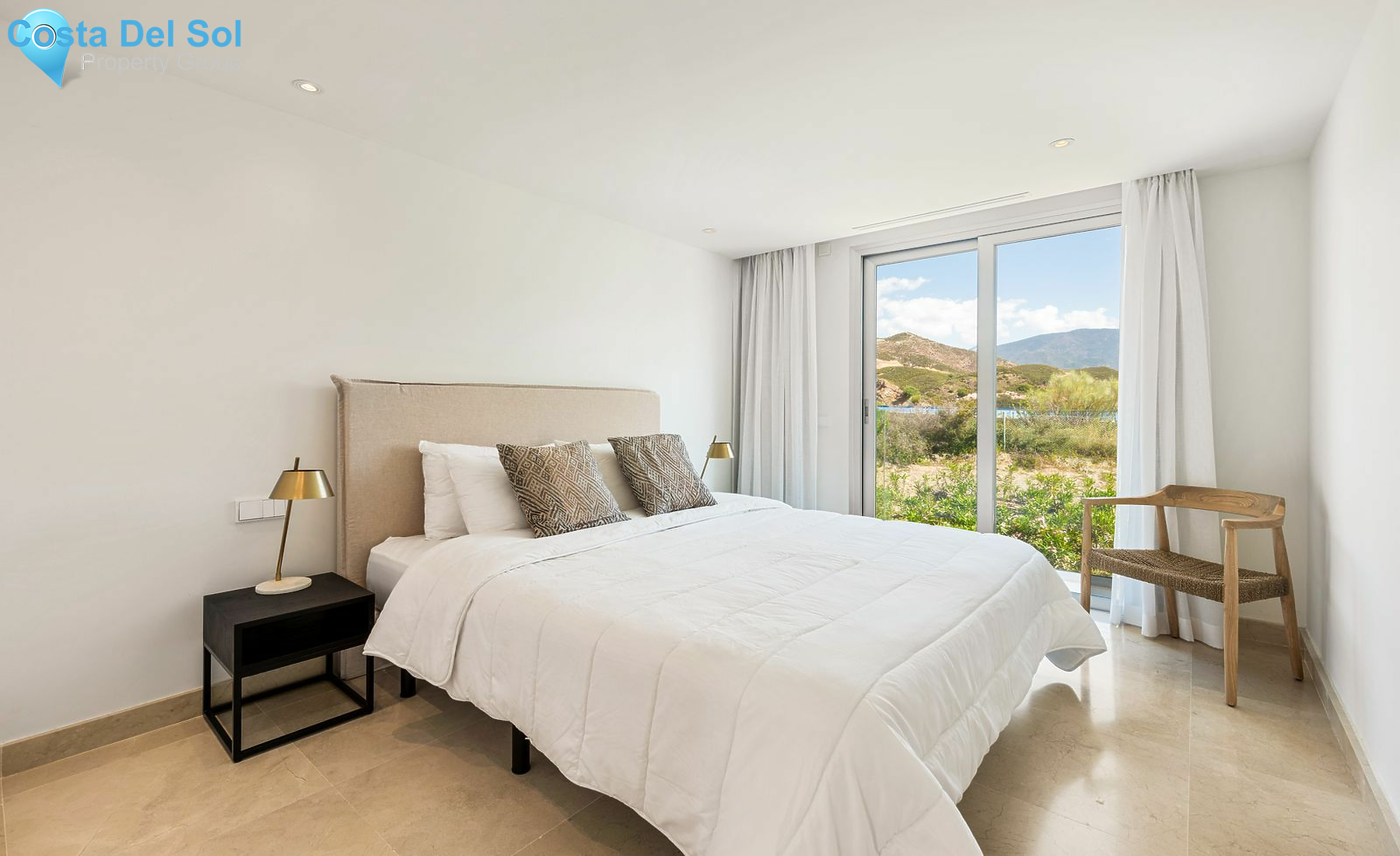 Penthouse in Nueva Andalucía-1132863