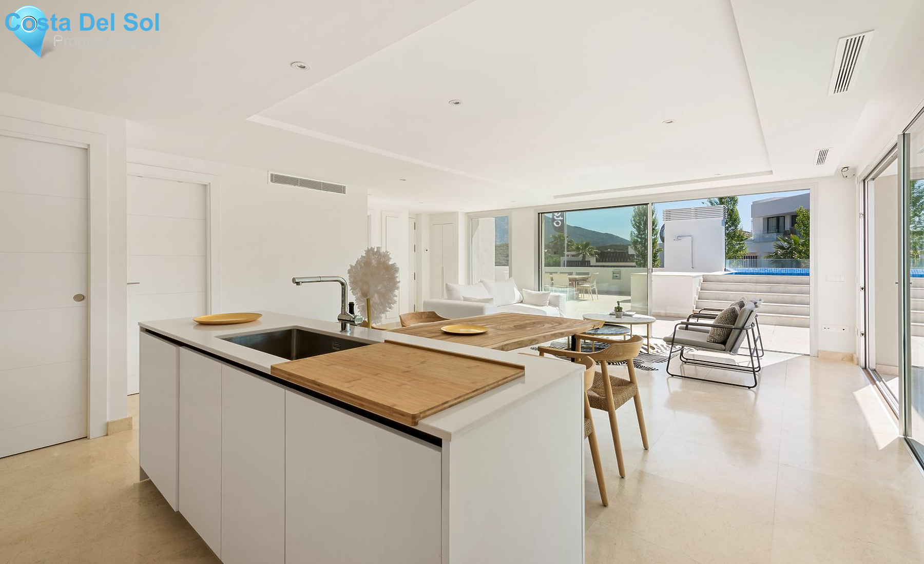 Penthouse in Nueva Andalucía-1132850