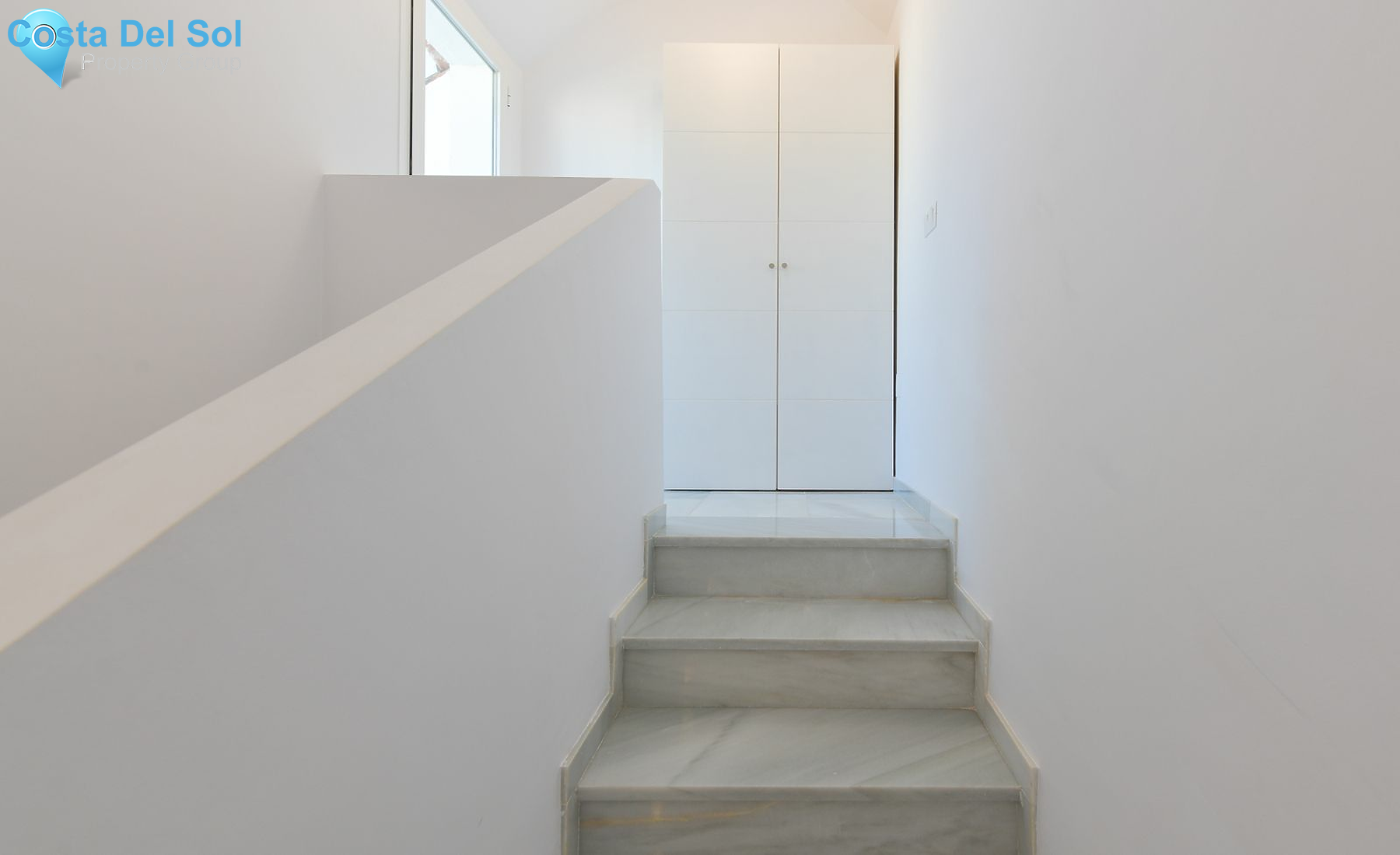 Penthouse in Nueva Andalucía-1160415