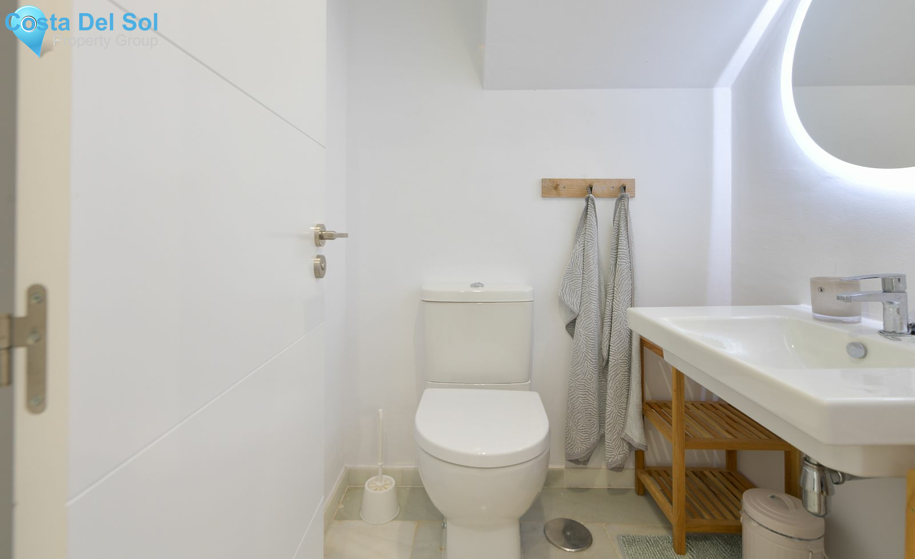 Penthouse in Nueva Andalucía-1160408