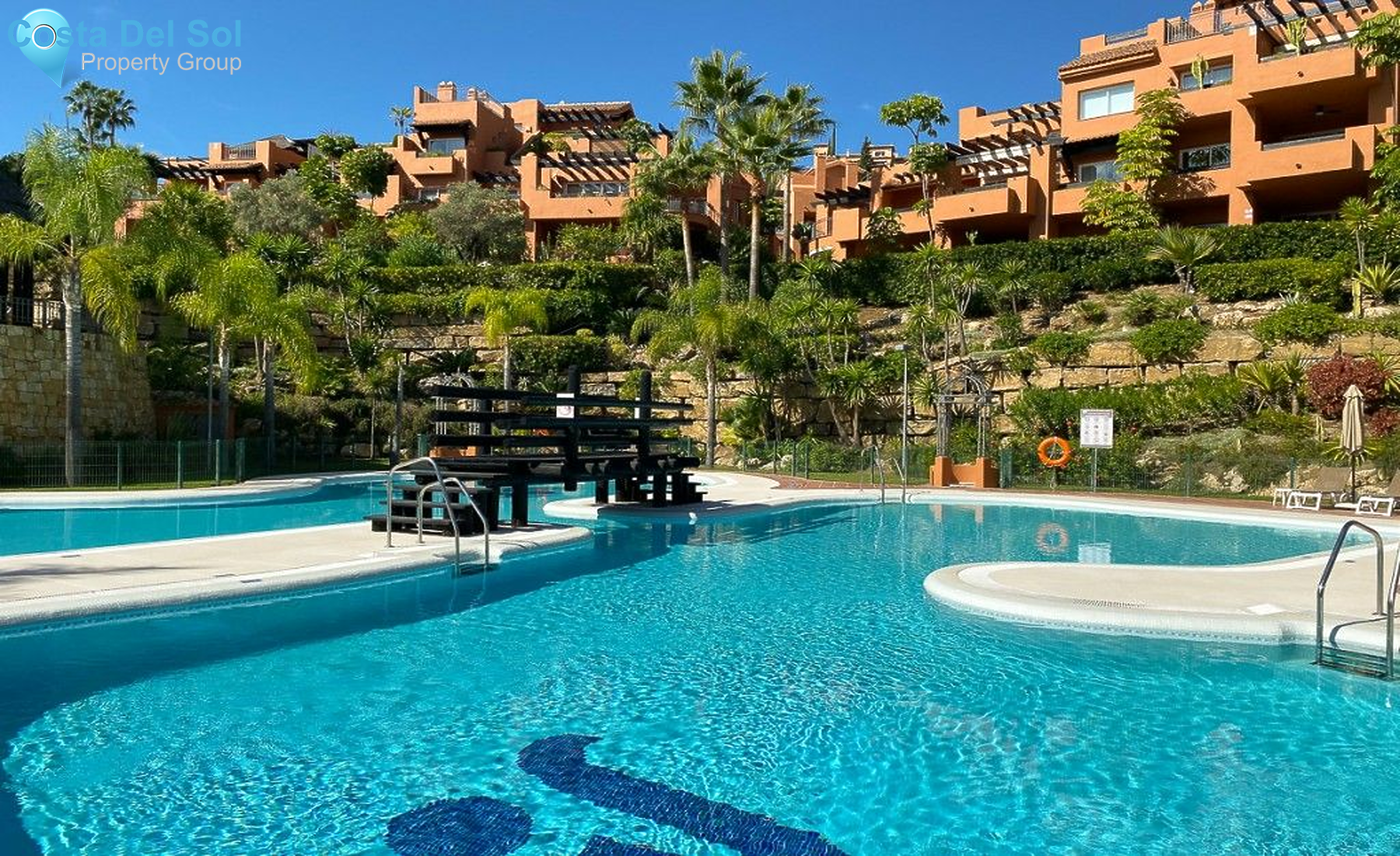 Penthouse in Nueva Andalucía-1389747