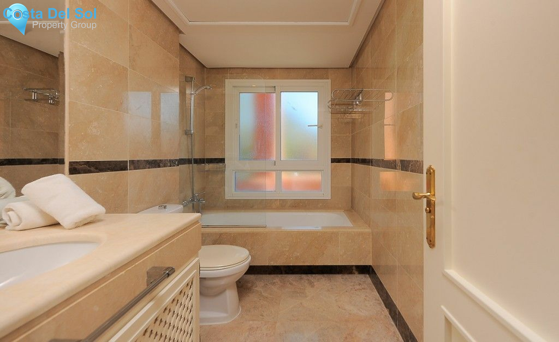 Penthouse in Nueva Andalucía-1389742