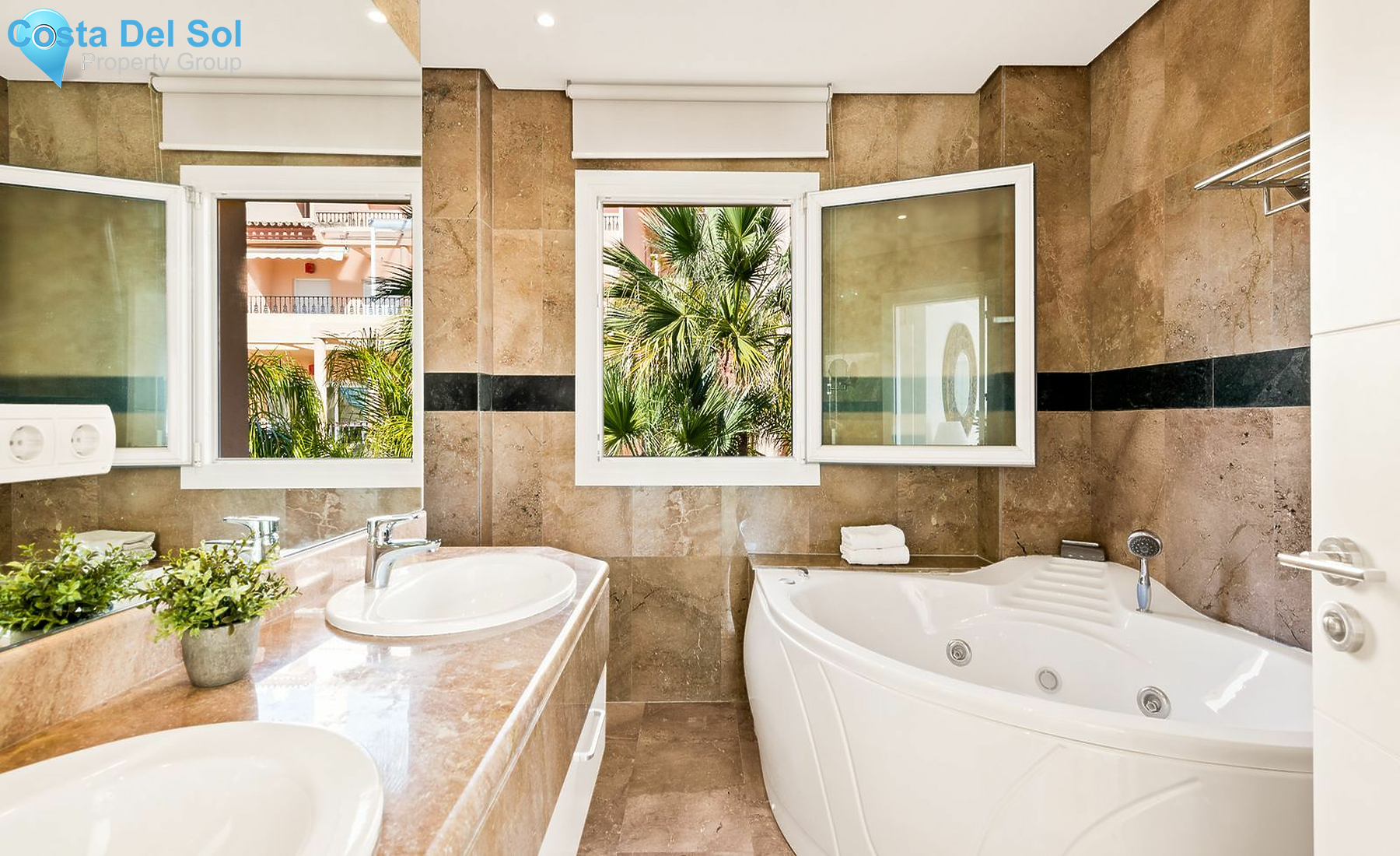 Penthouse in Nueva Andalucía-1475086