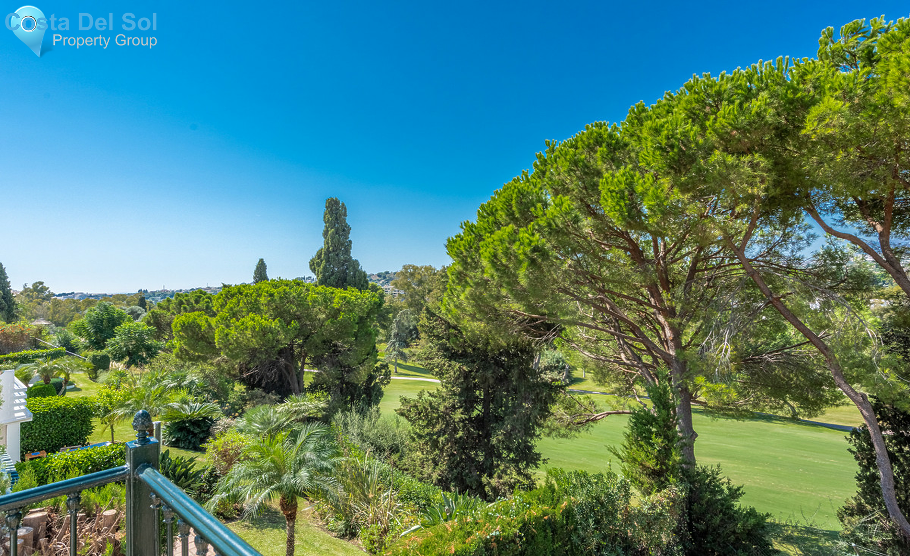 Semi-Detached House in Aloha-1455042