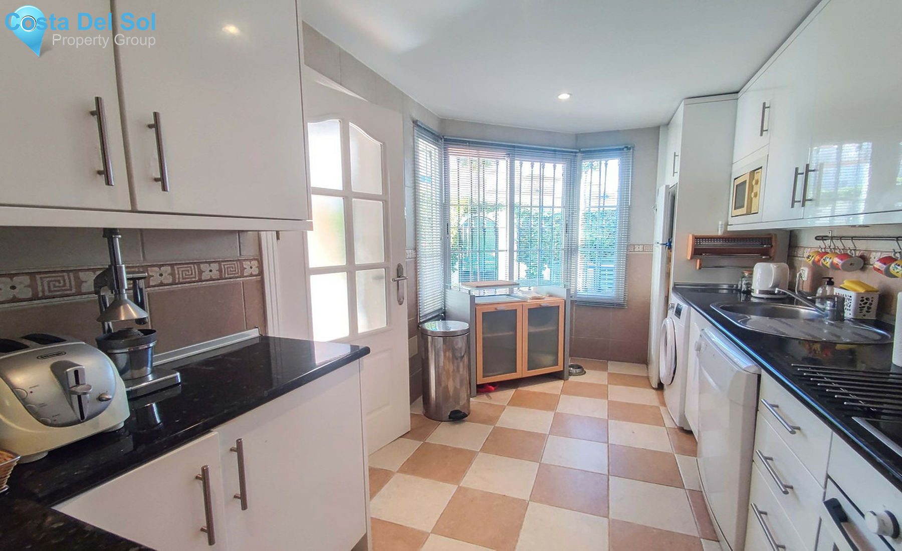 Semi-Detached House in Cabopino-1555254