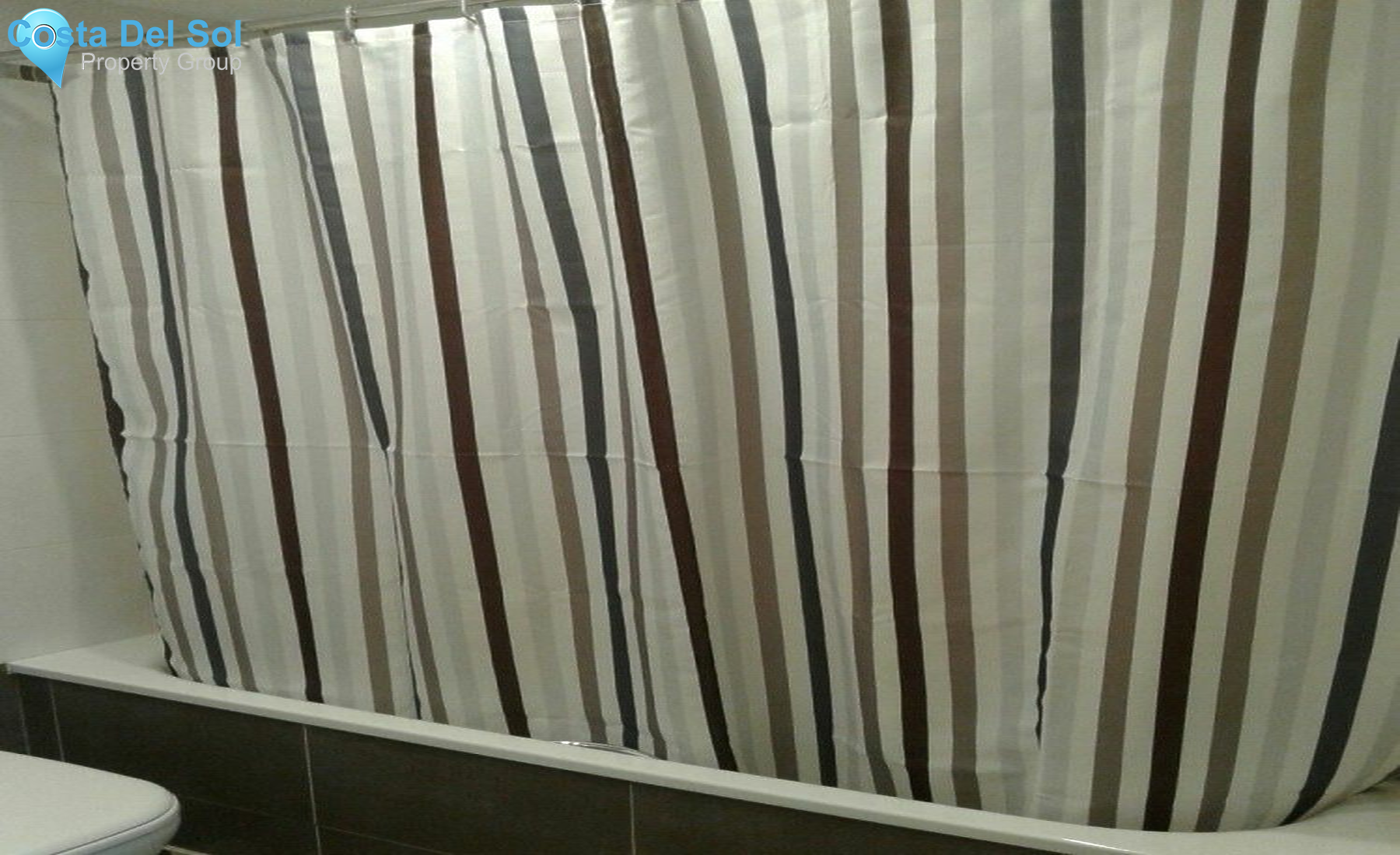 Semi-Detached House in Caleta de Vélez-1212312