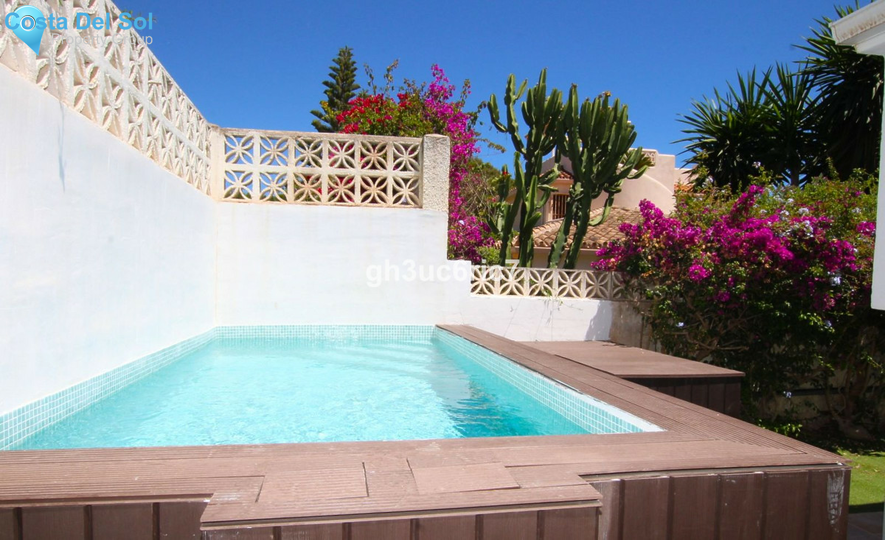 Semi-Detached House in Elviria-1254916