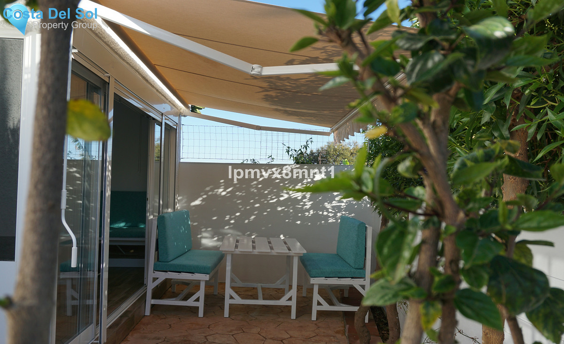 Semi-Detached House in Elviria-1529653