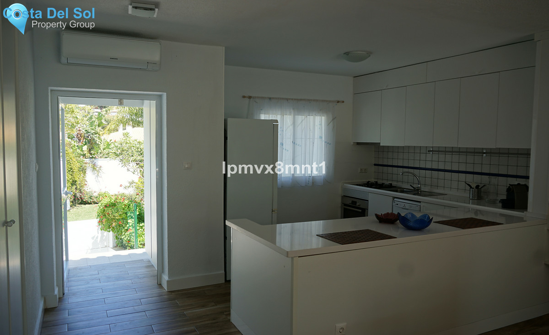 Semi-Detached House in Elviria-1529655