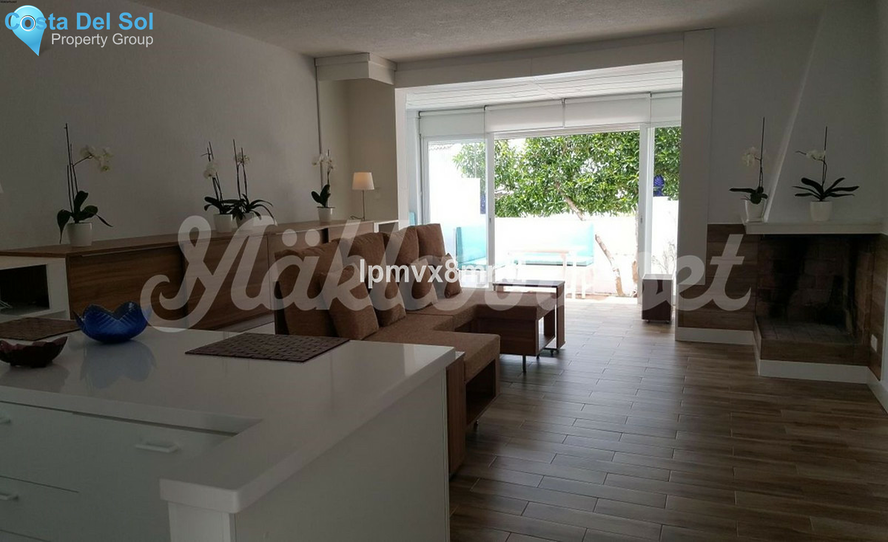 Semi-Detached House in Elviria-1529658