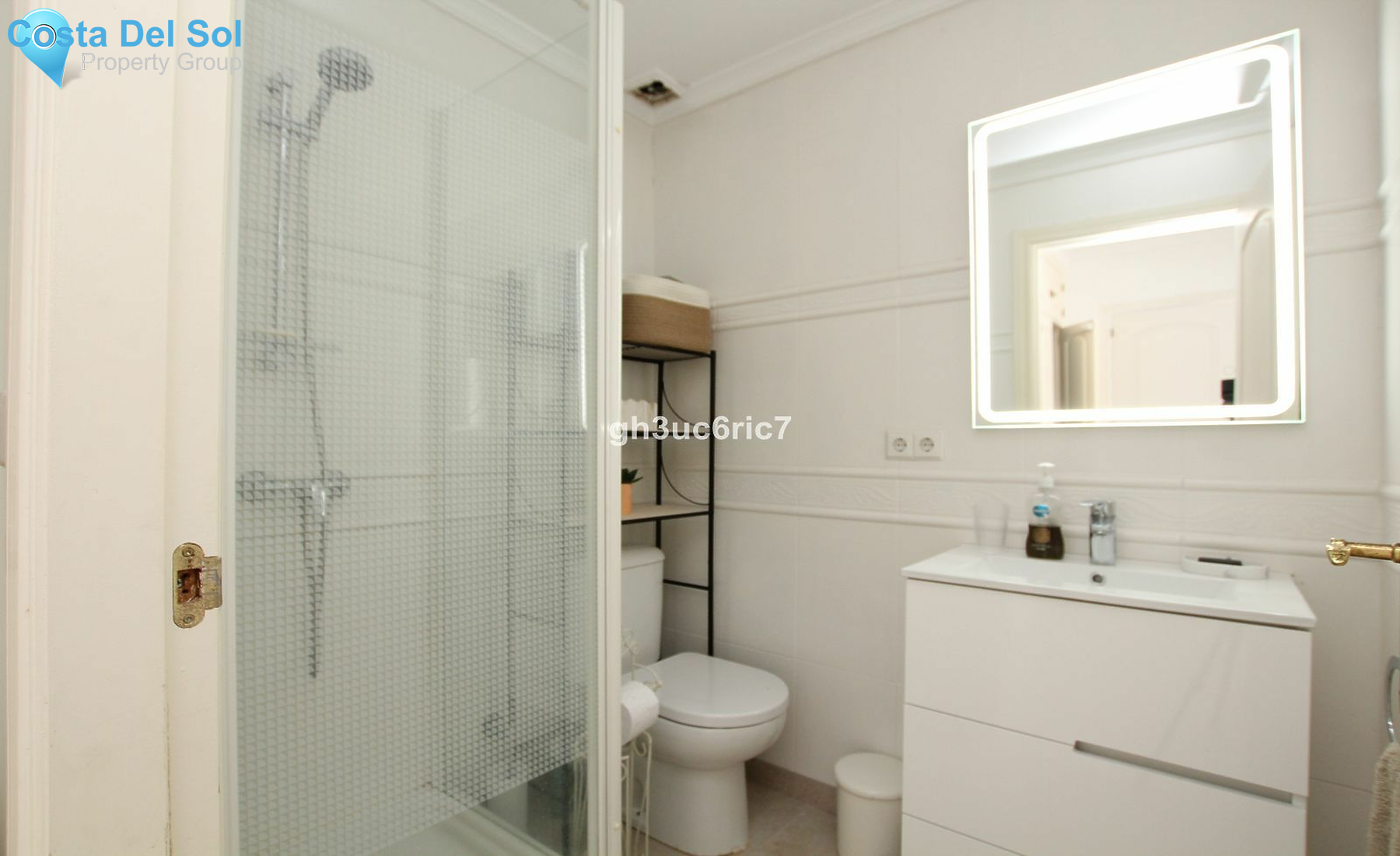 Semi-Detached House in Elviria-1148929